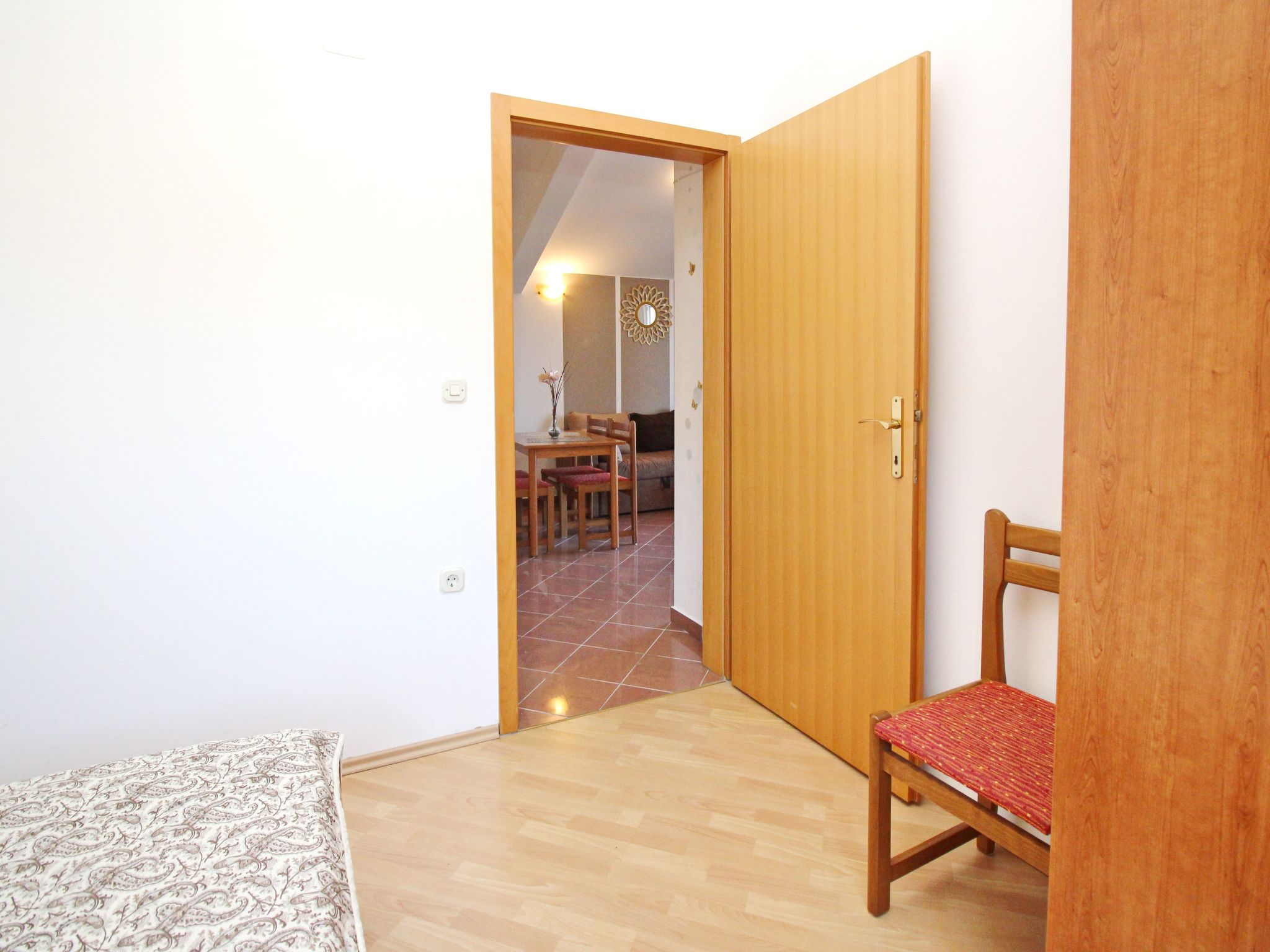 Modern eingerichtete Apartment für 4 Personen mit Meerblick-Dedans