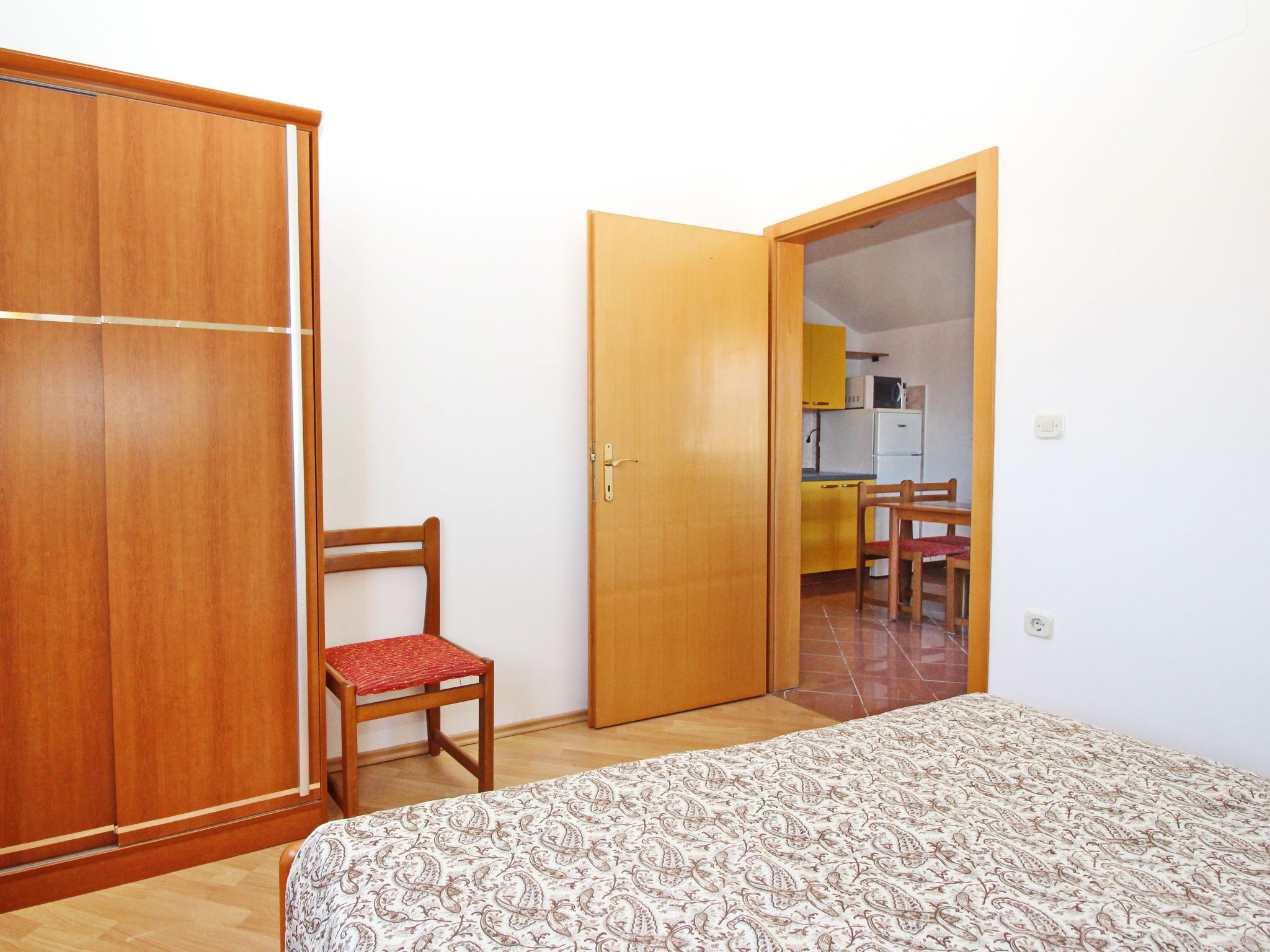 Modern eingerichtete Apartment für 4 Personen mit Meerblick-Dedans