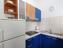 Knus appartement in Baška met eigen balkon, vlakbij zee - thumbnail 6
