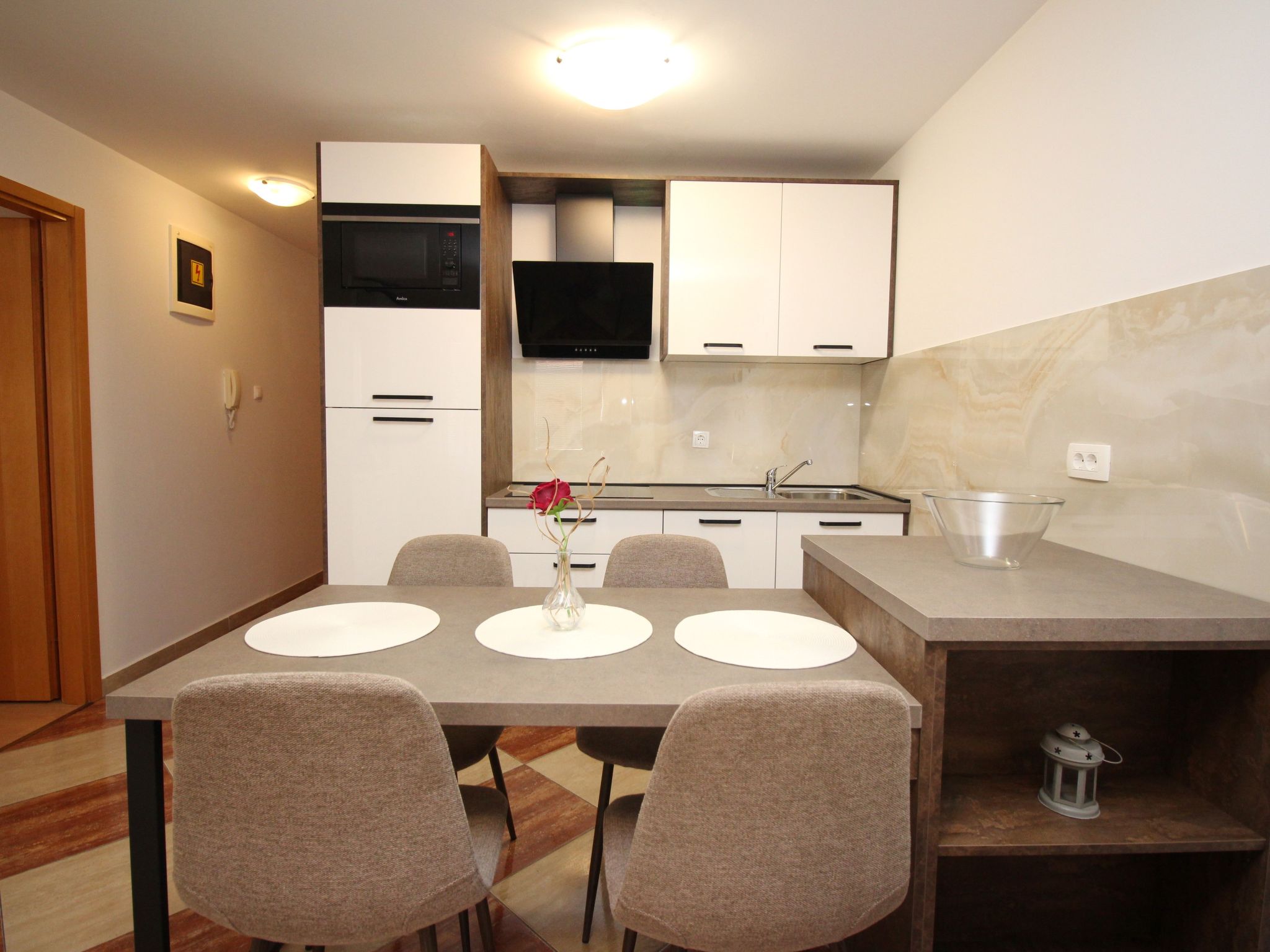 Modern eingerichtete Apartment für 4 Personen ideal für Famillien mit Kinder im-Binnen