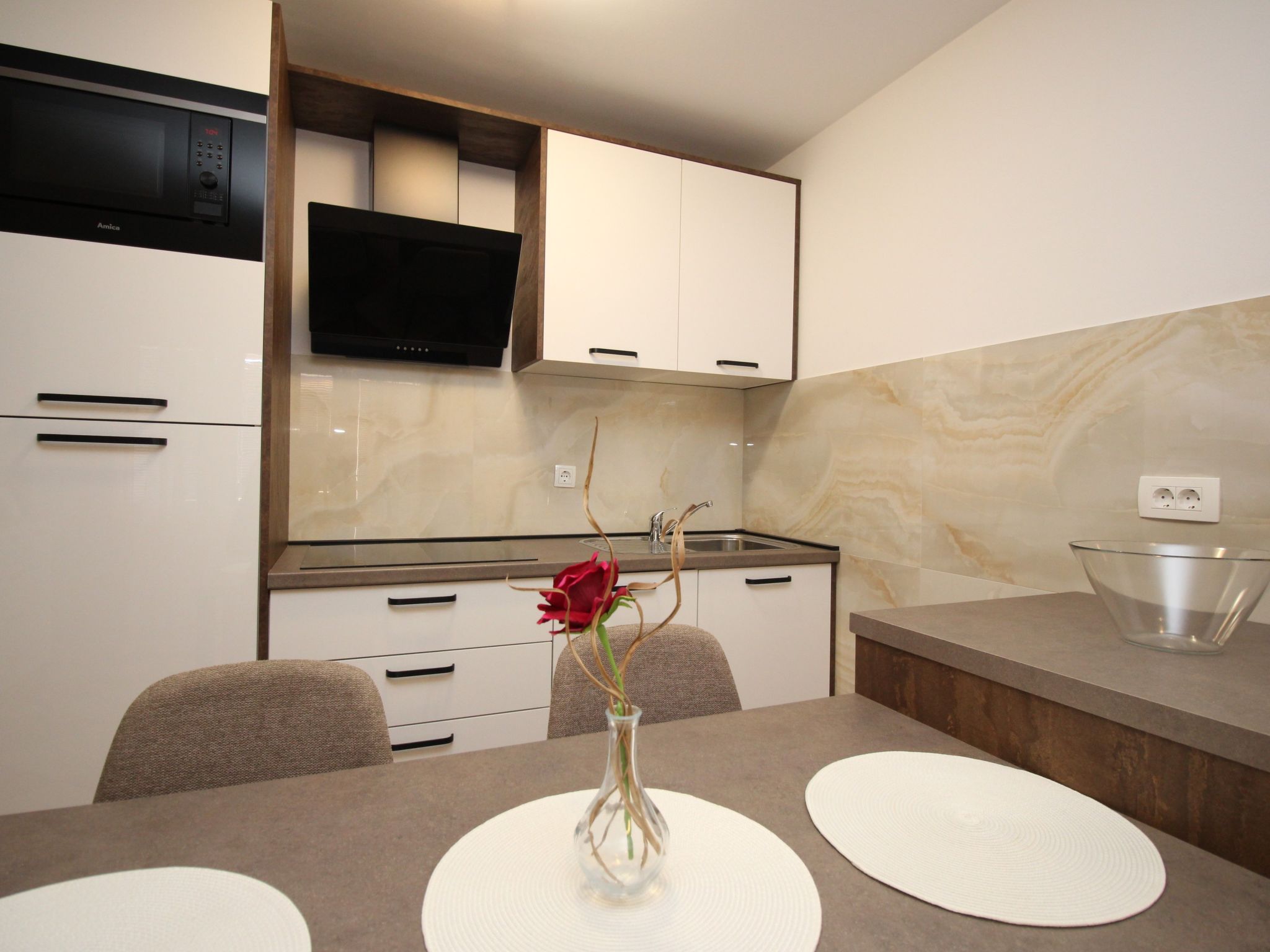 Modern eingerichtete Apartment für 4 Personen ideal für Famillien mit Kinder im-Binnen