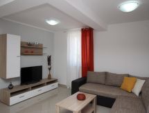 Luxe appartement op loopafstand van zee met zwembad in Baška, Krk - thumbnail 4