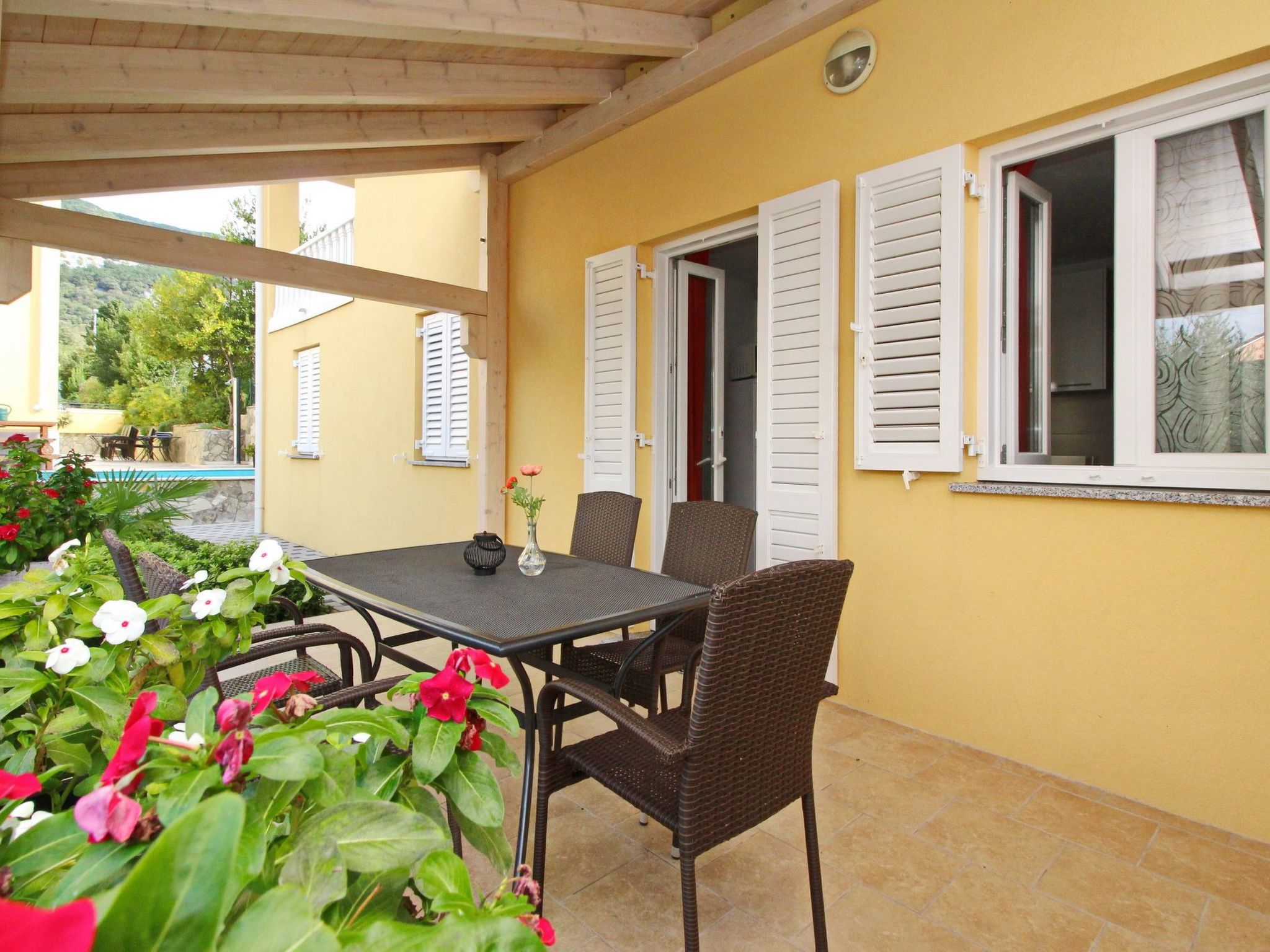 Tolles Appartement in Baška mit Eigener Terrasse