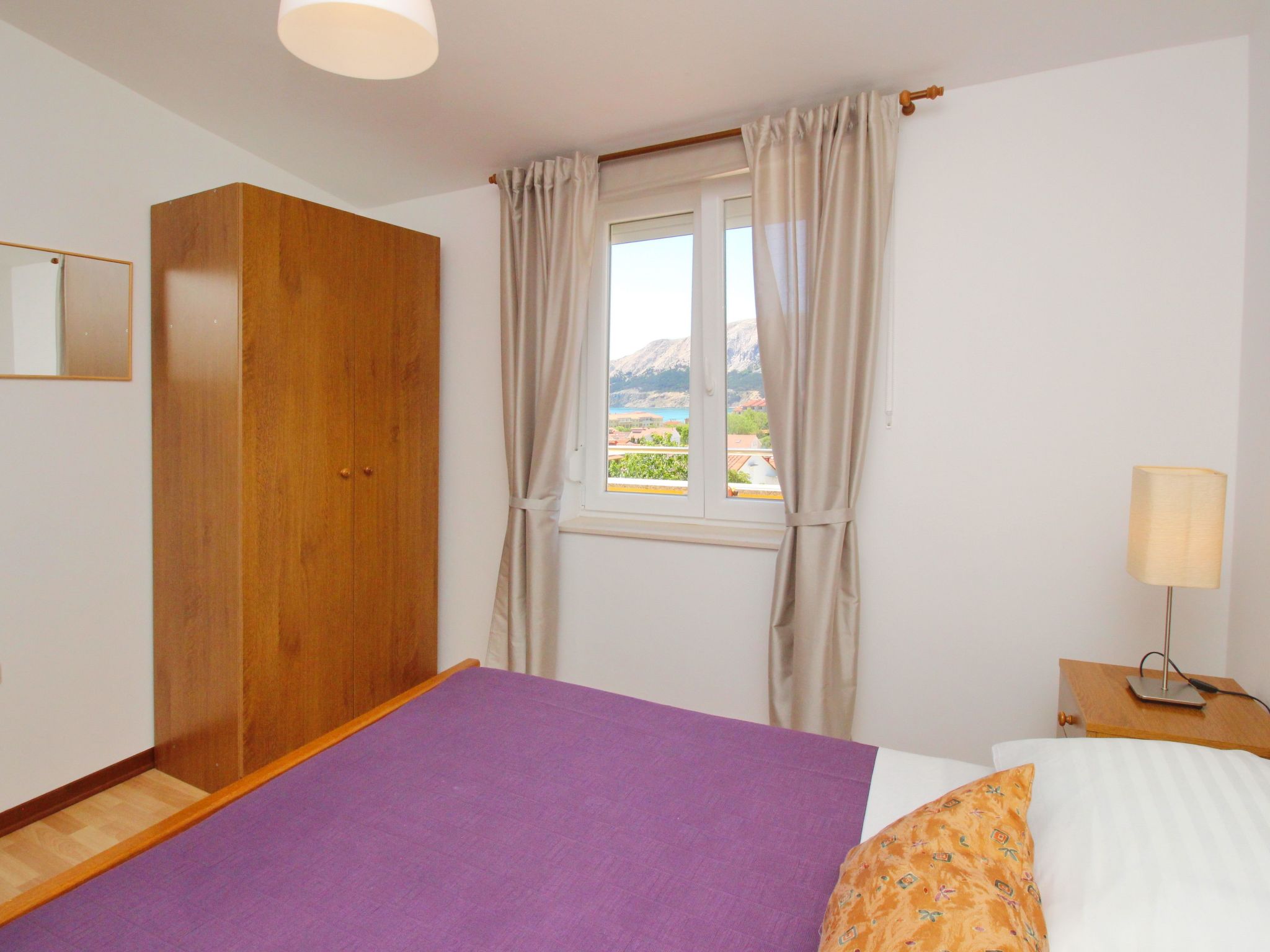 In Baška mit Eigenem Balkon-Binnen