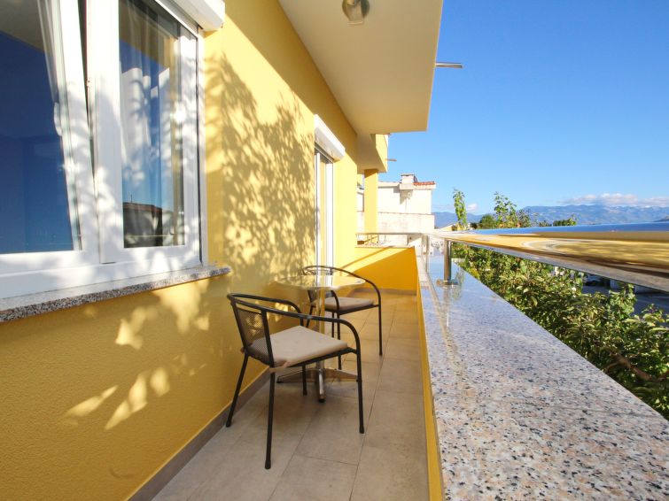 Appartement In Baška Mit Eigenem Balkon - Baška