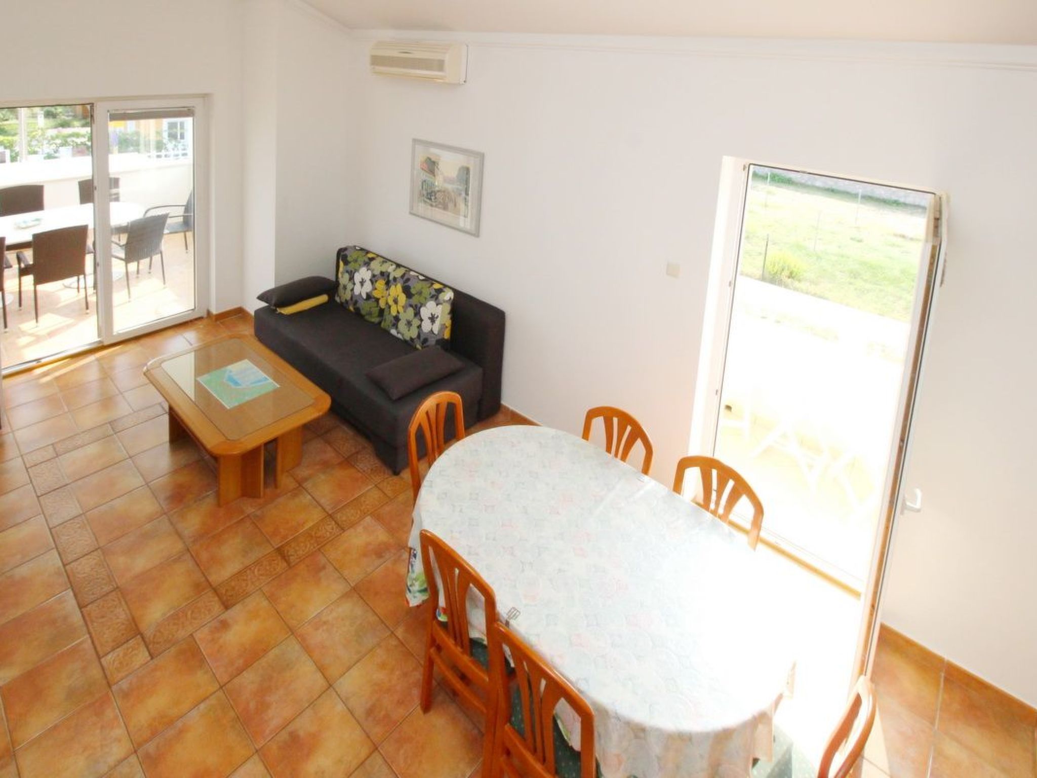 Pintar A4+2 Zarok-Binnen