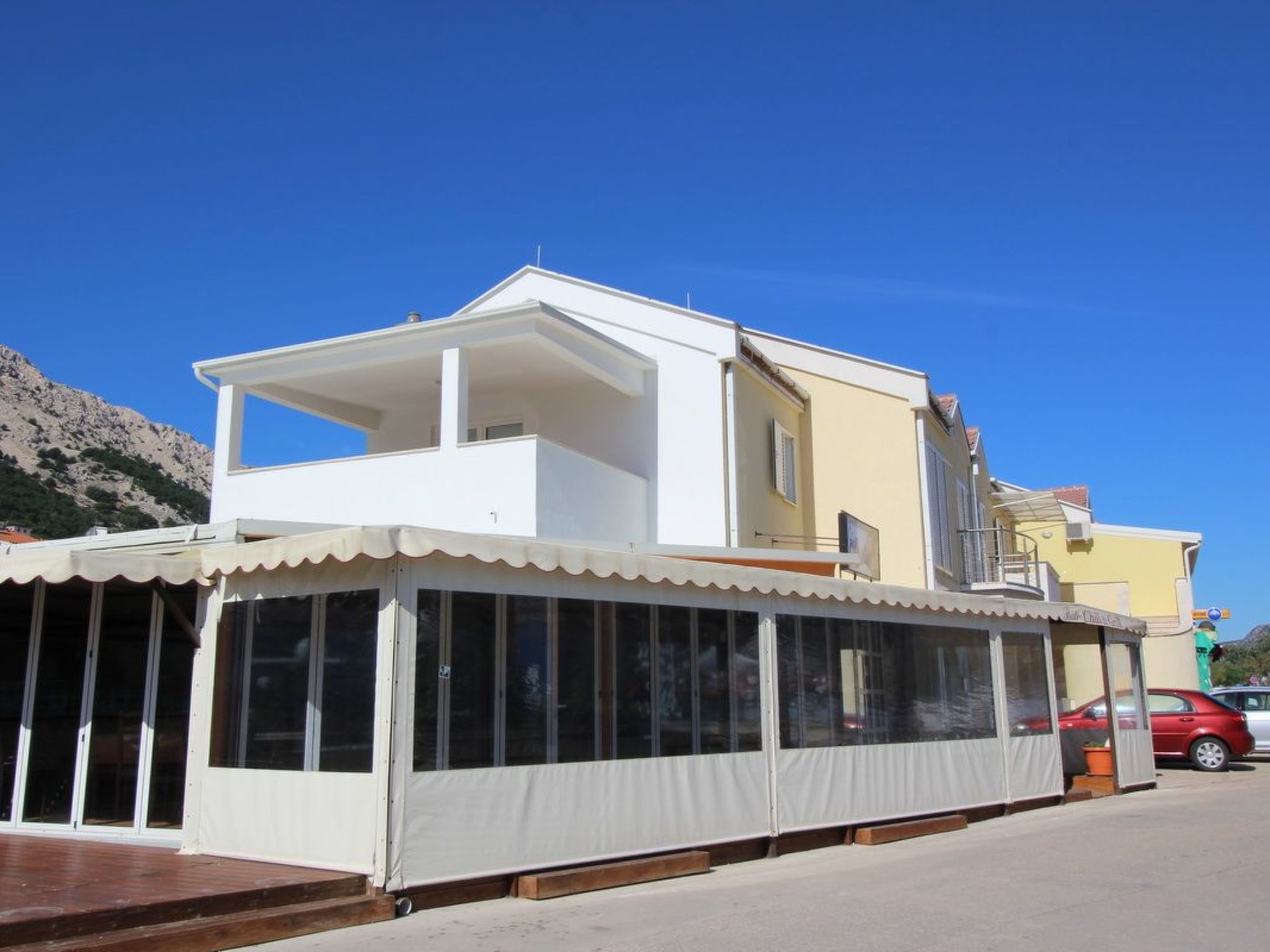 Pintar A4+2 Zarok-Binnen