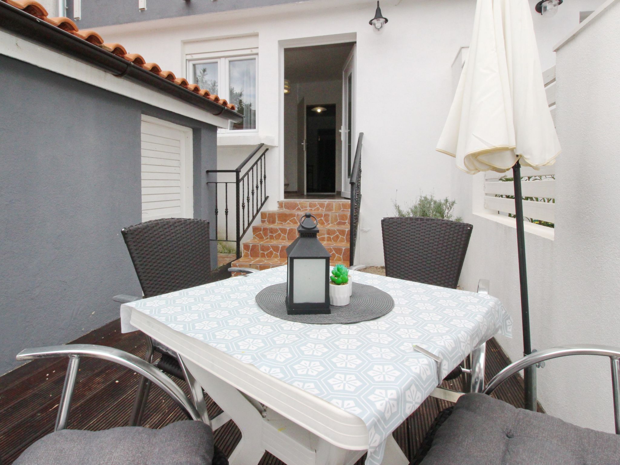 Gemütliches Appartement in Baška mit Eigener Terrasse-Drinnen