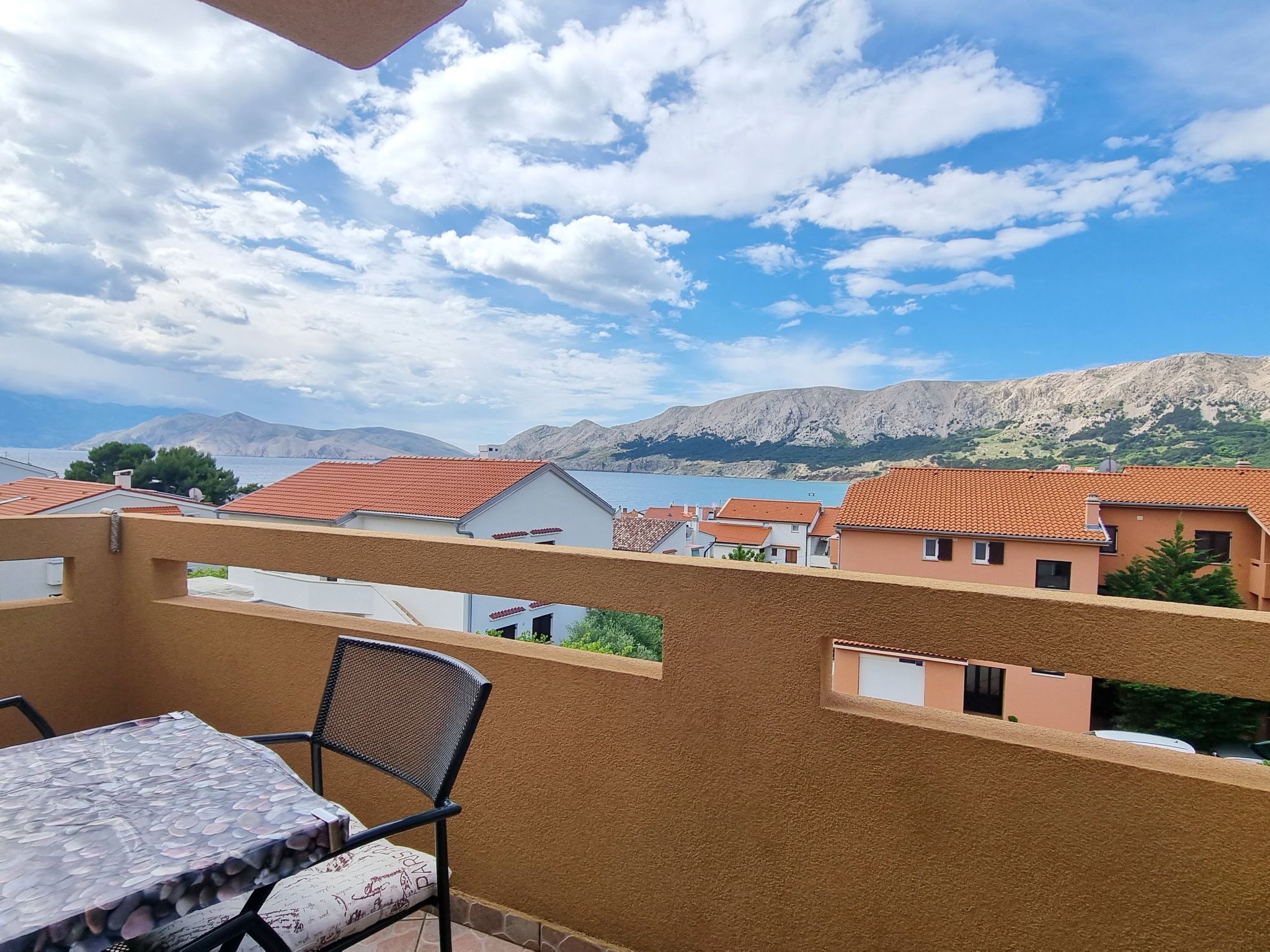 Wohnung in Baška mit Eigenem Balkon-Binnen