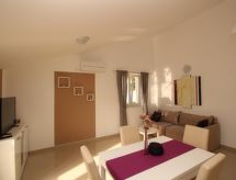 Gorica II A2+2: Fijn appartement vlakbij zee en strand in Baška, Krk - thumbnail 3