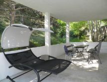 Charmant appartement in Baška met eigen terras op 100m van zee - thumbnail 1