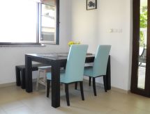 Charmant appartement in Baška met eigen terras op 100m van zee - thumbnail 6