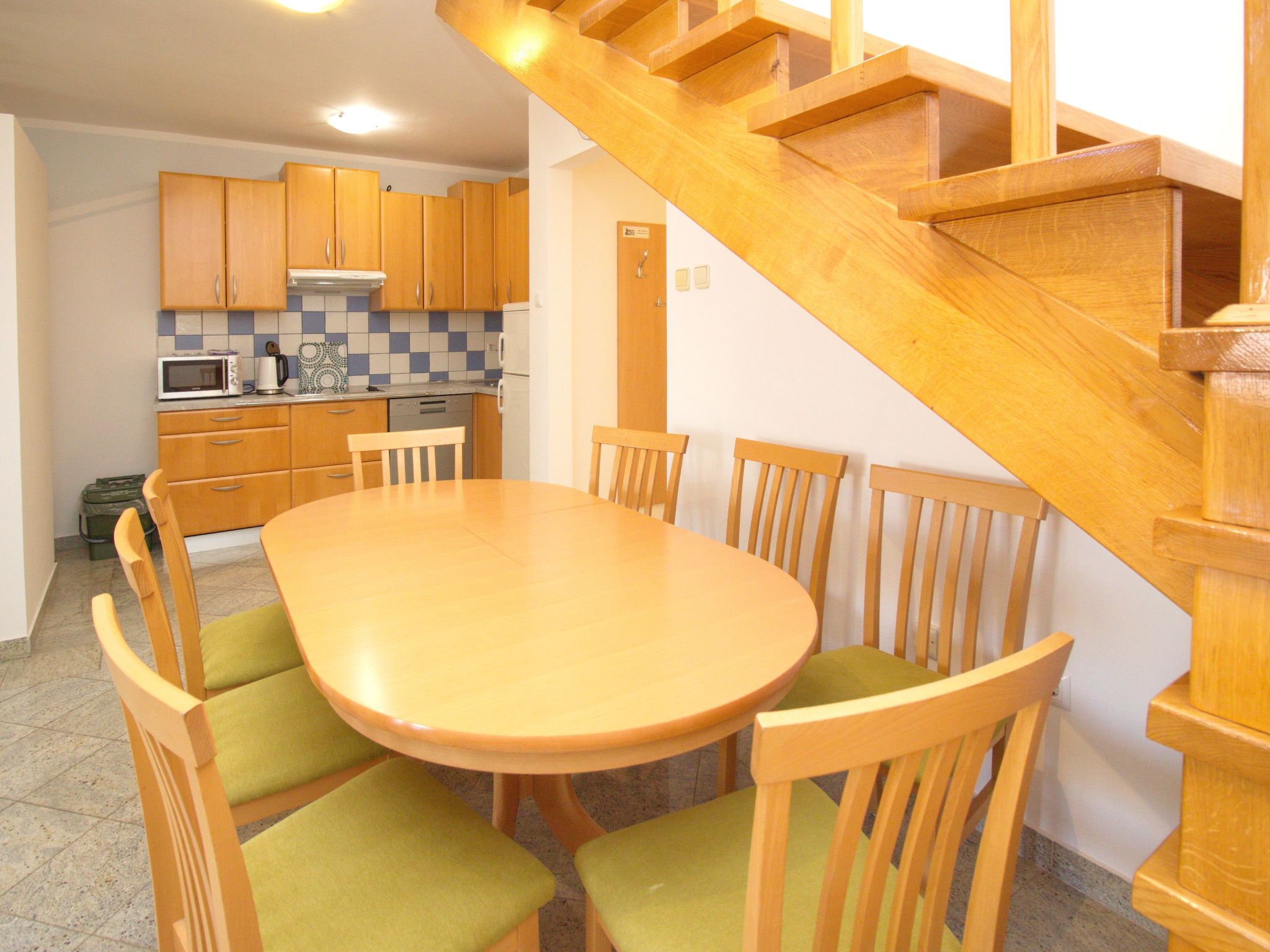 In Baška mit Eigenem Balkon-Dedans