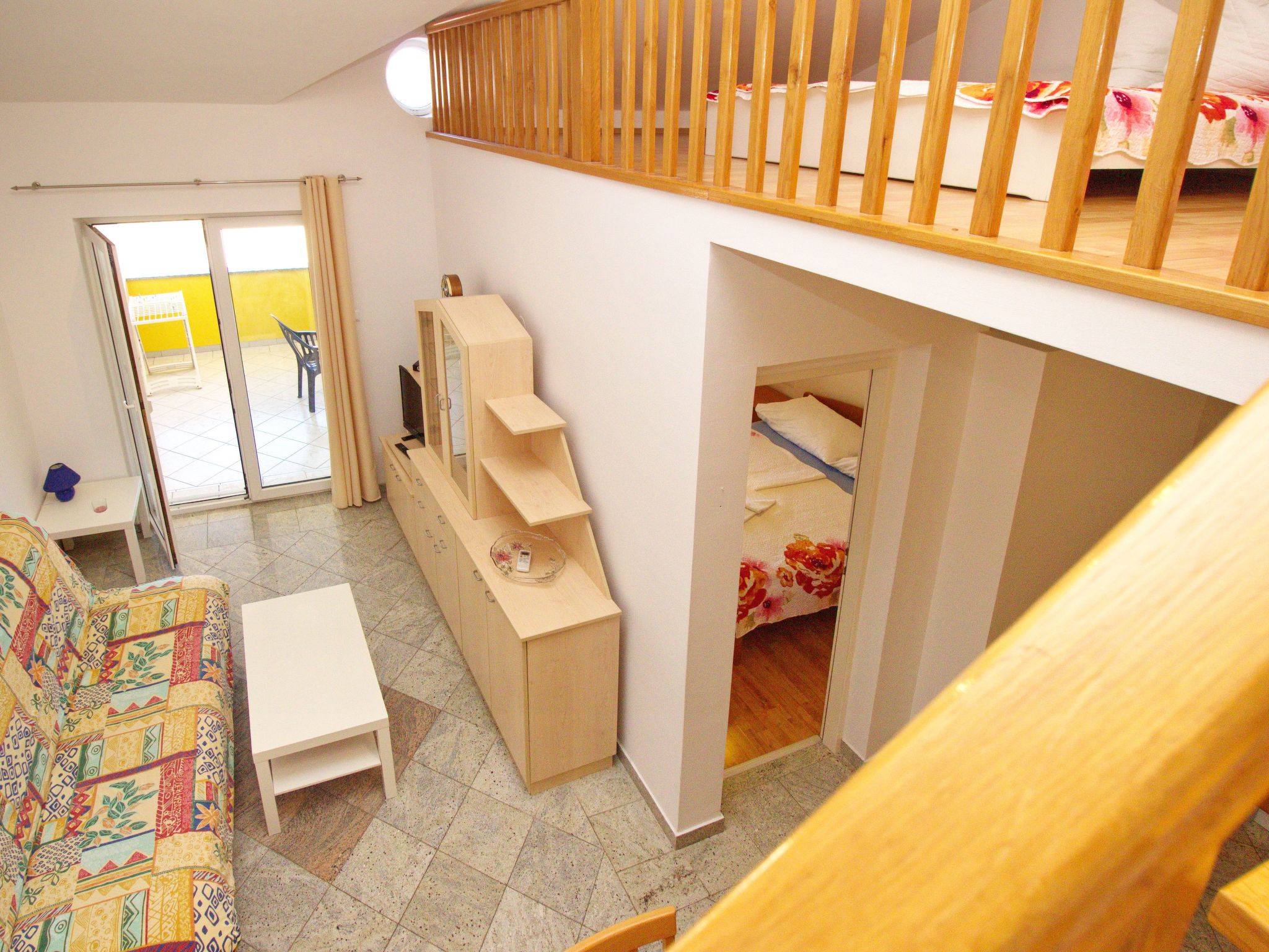 In Baška mit Eigenem Balkon-Dedans