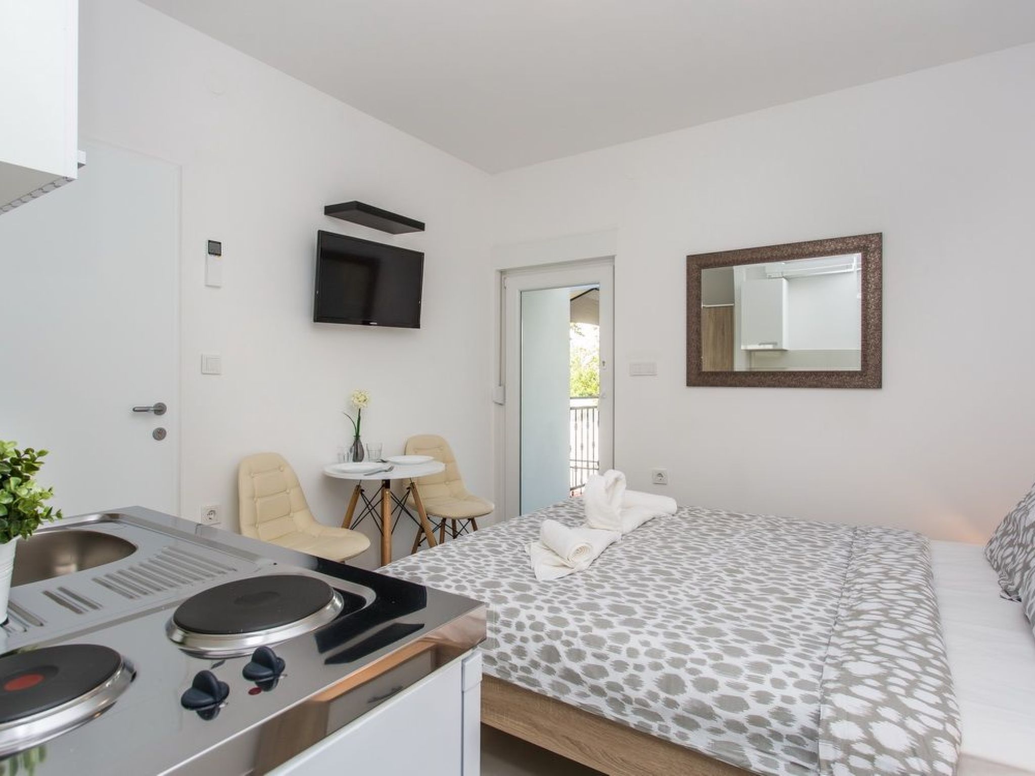 In Baška mit Eigenem Balkon-Dedans