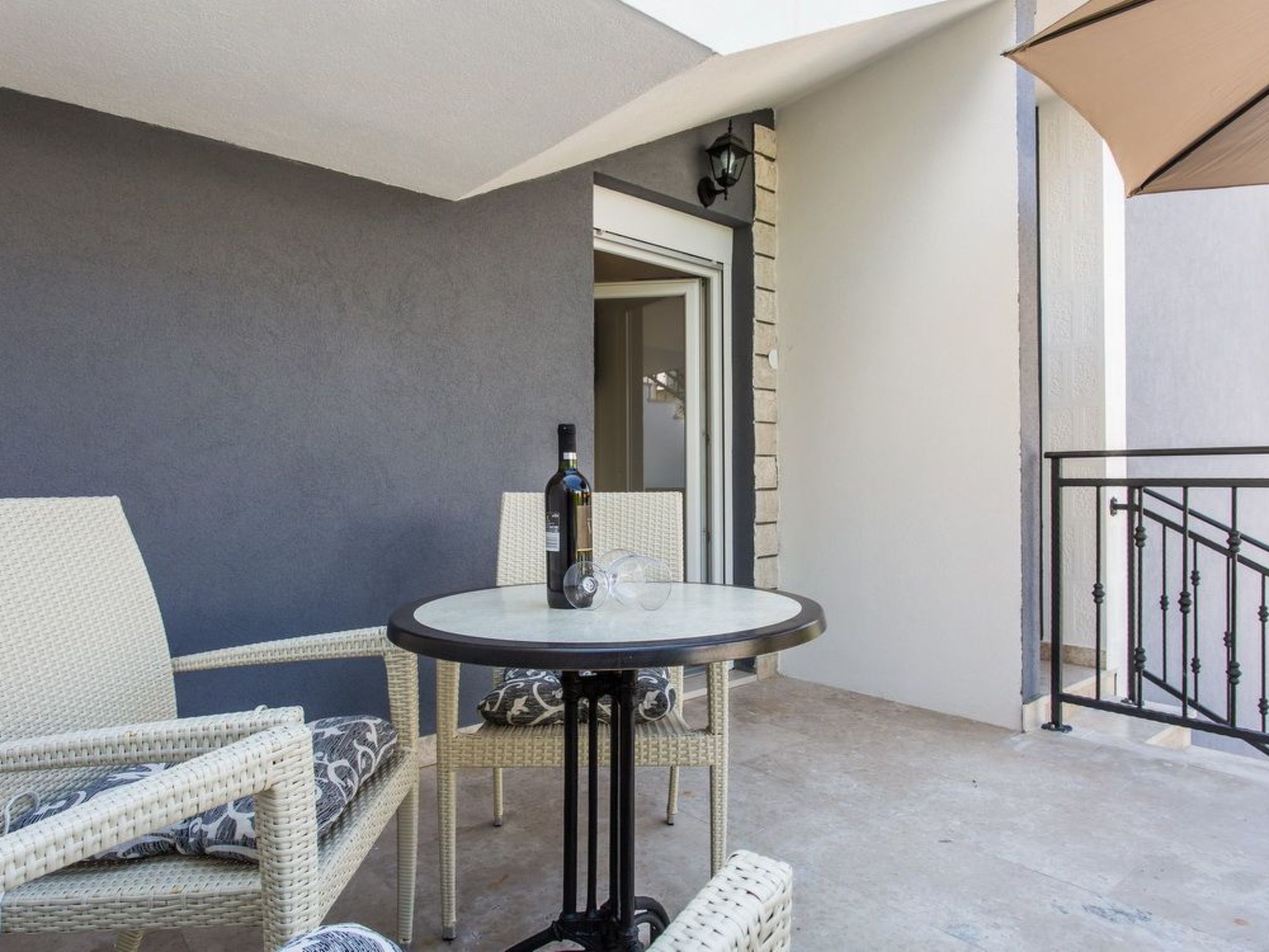 In Baška mit Eigenem Balkon-Dedans