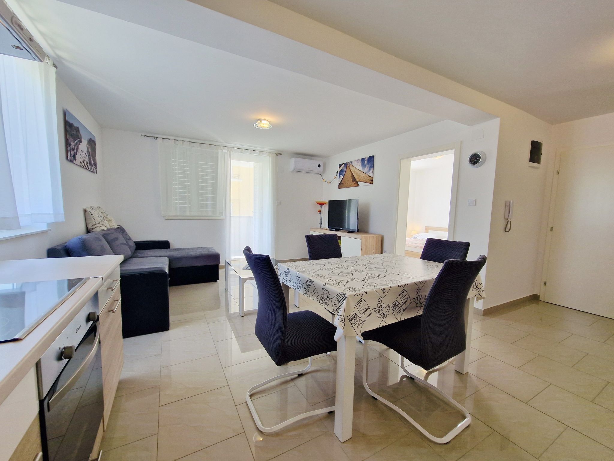 In Baška mit Eigenem Balkon-Binnen