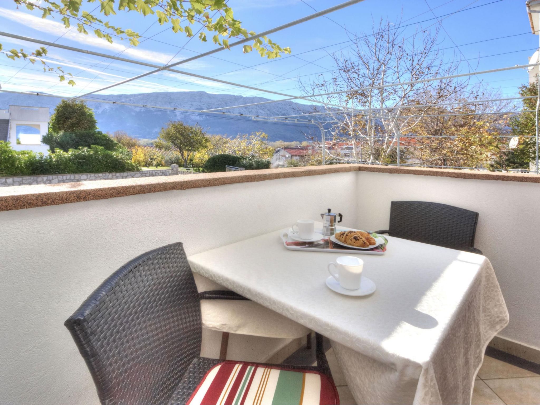 Appartement in Baška mit Grill Accommodation in Krk Island