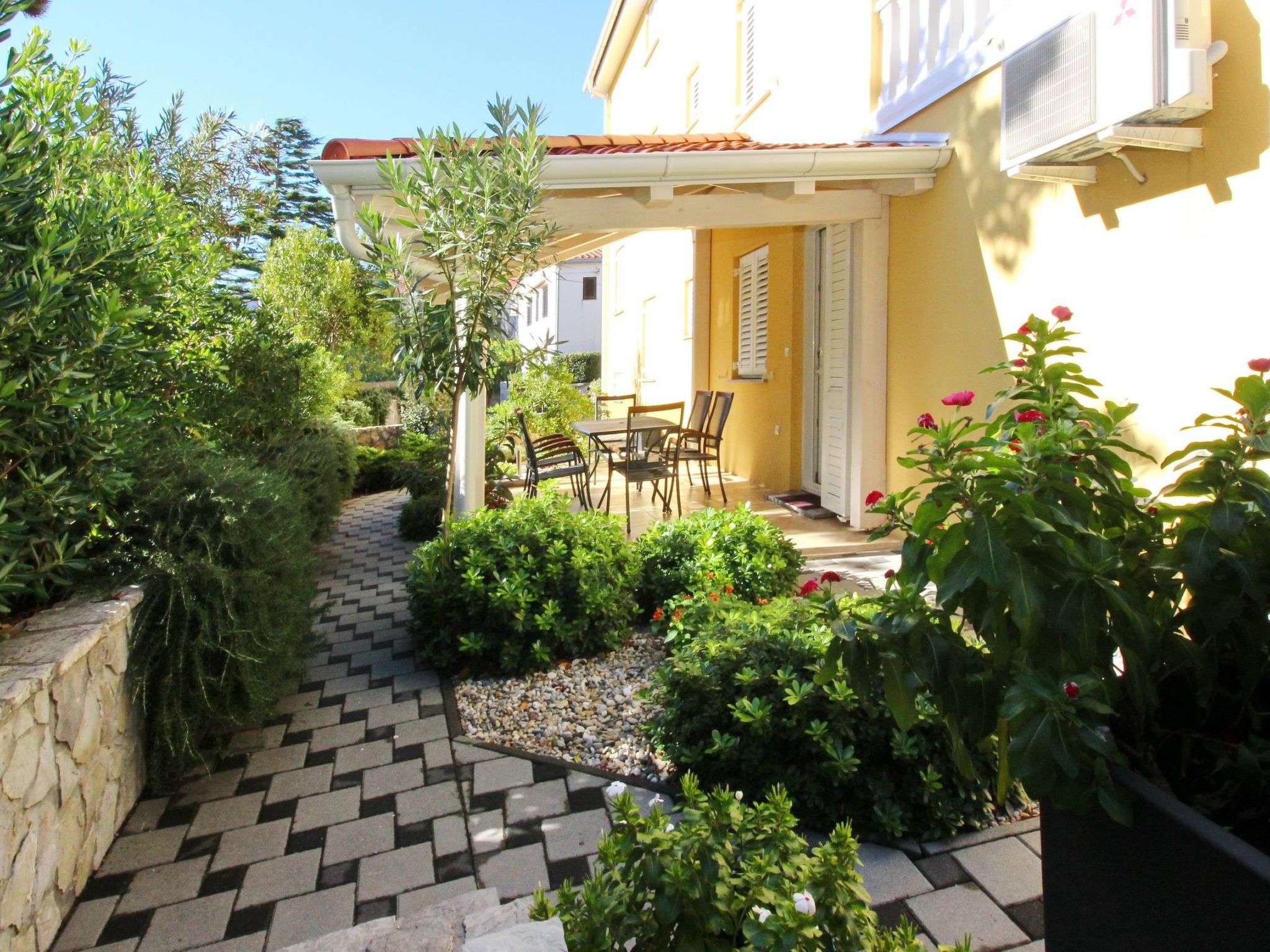 Gorica 1 A4+1 No.1-Binnen