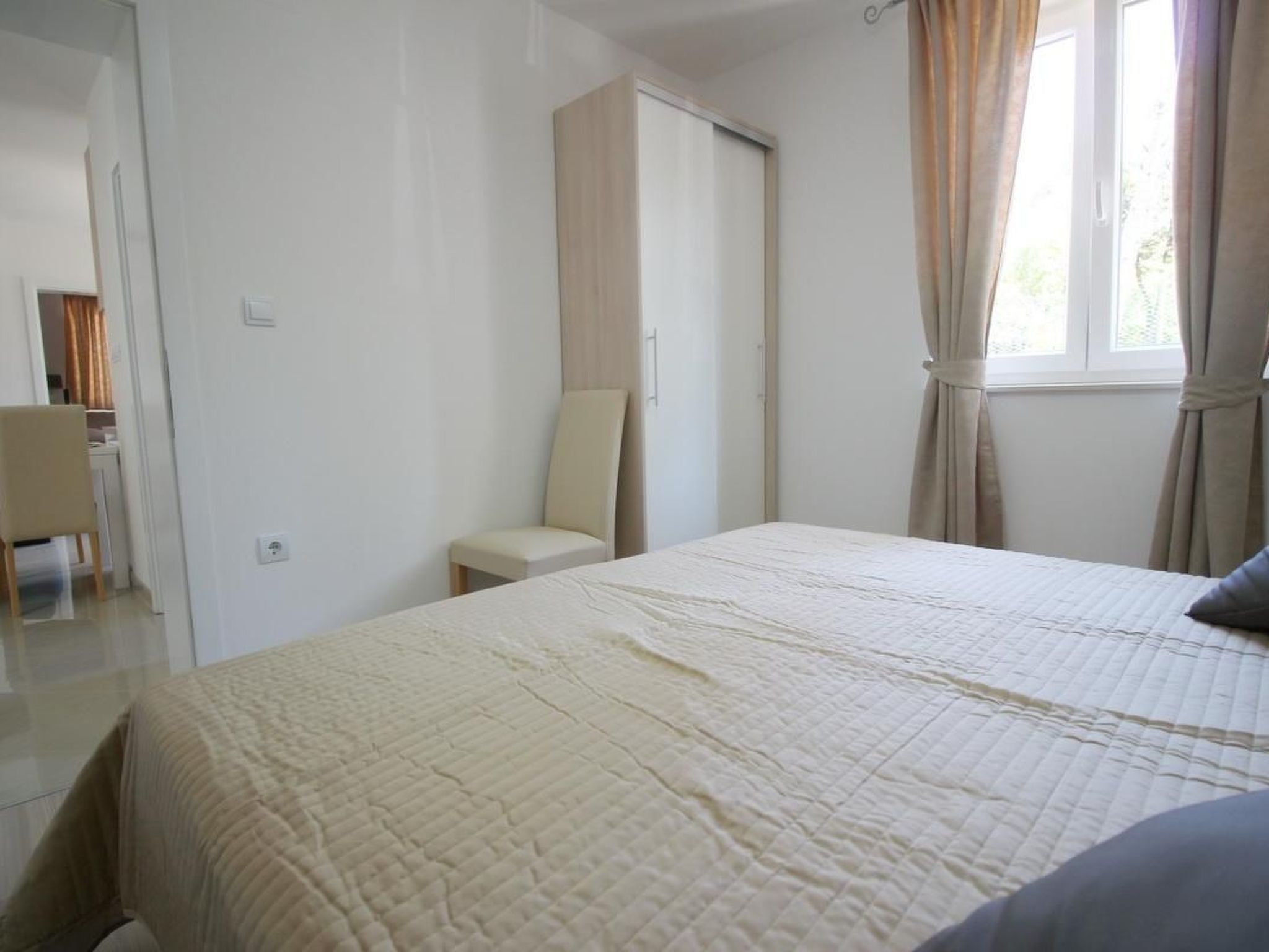 Gorica 1 A4+1 No.1-Binnen