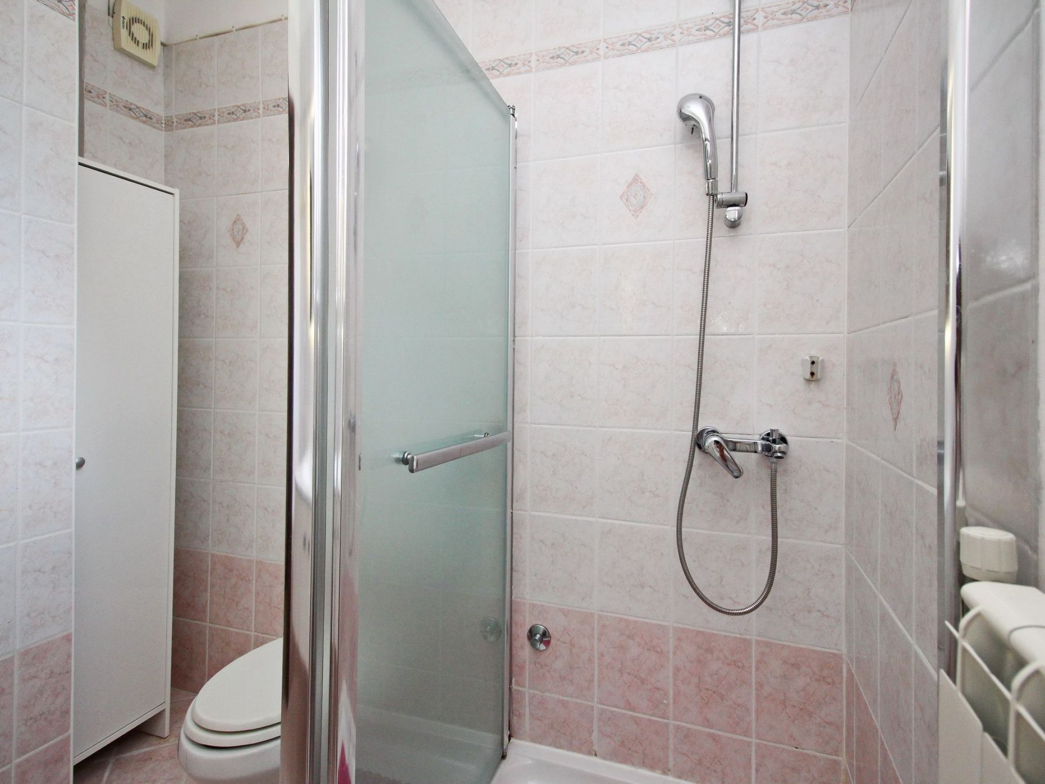 Charmante Ferienwohnung in Baška mit Eigener Terrasse-Binnen