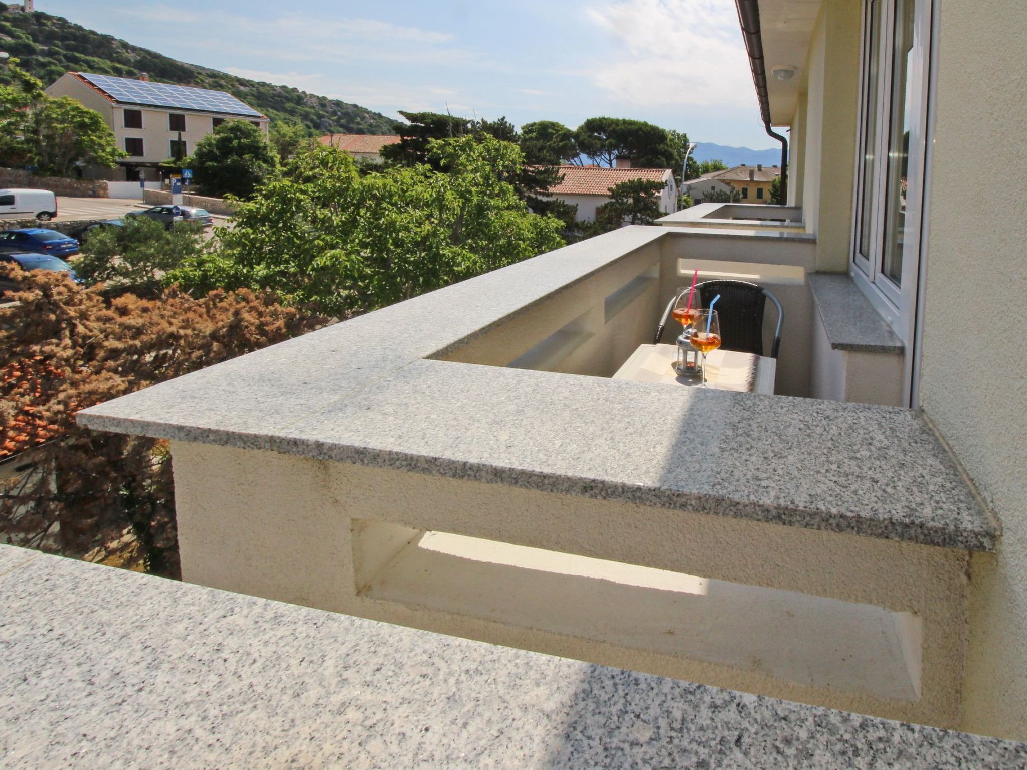 Modern eingerichtete Apartment ideal für junge Paaren im Zentrum von Baska-Binnen