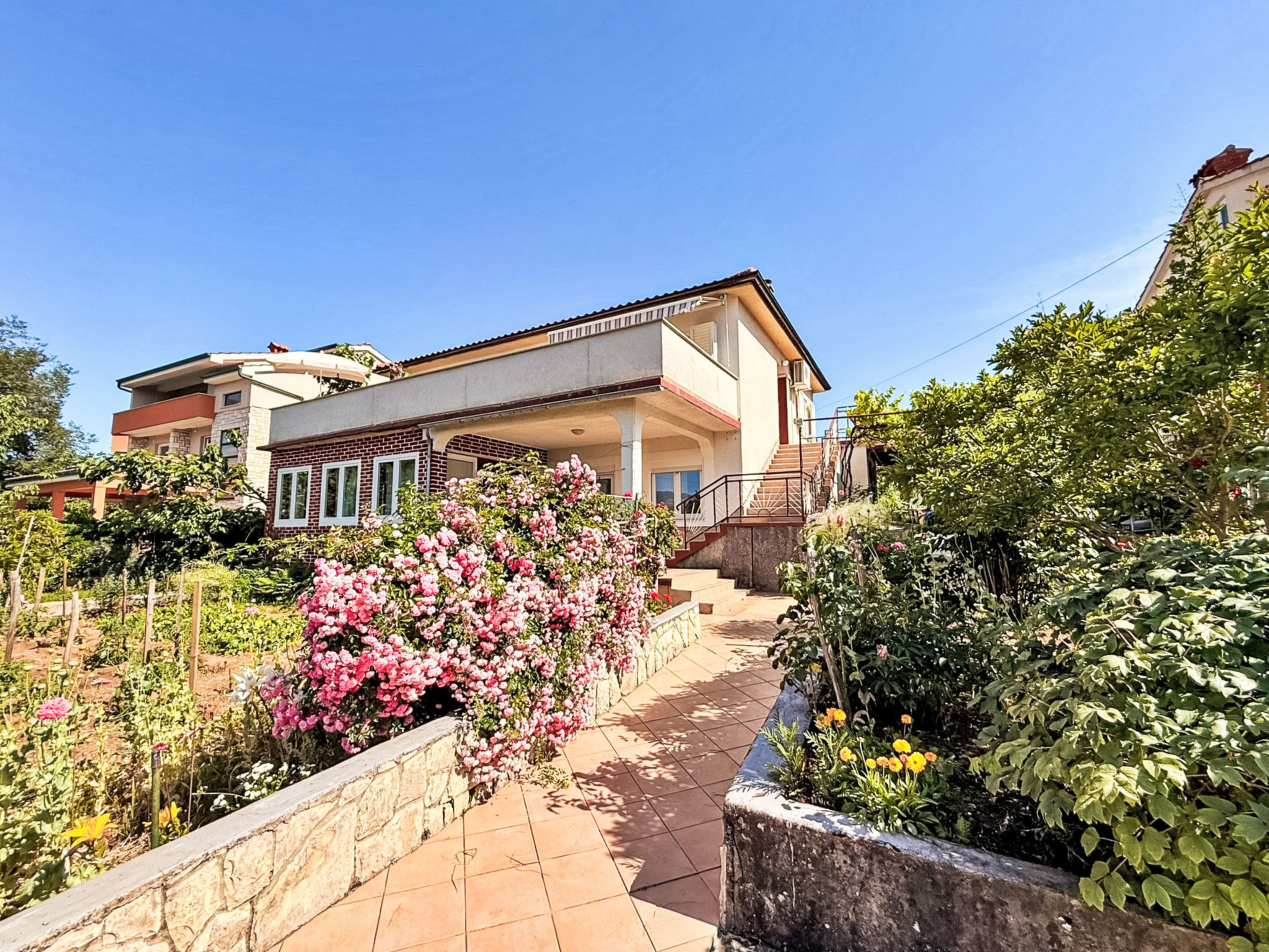 Apartment Dragica - Buiten