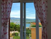 Vrijstaand vakantiehuis Rebeka vlakbij zee in Polje, Kvarner Baai - thumbnail 5
