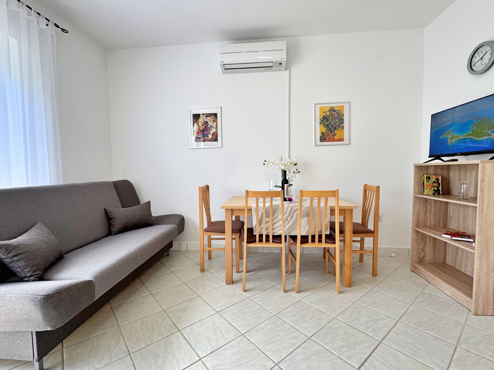 Apartment Nikolic-Binnen