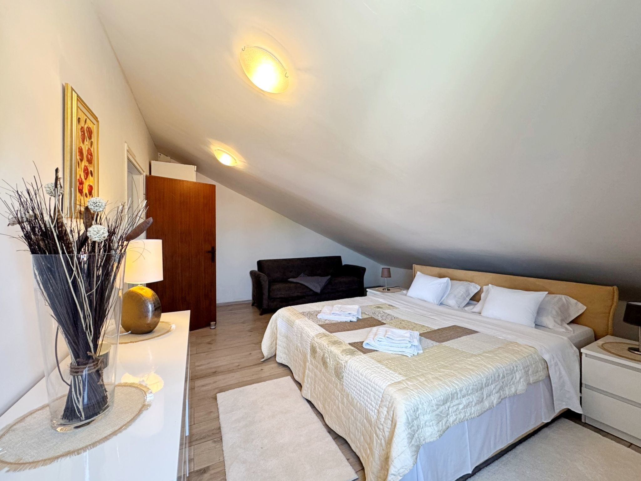 Apartment Lure-Binnen