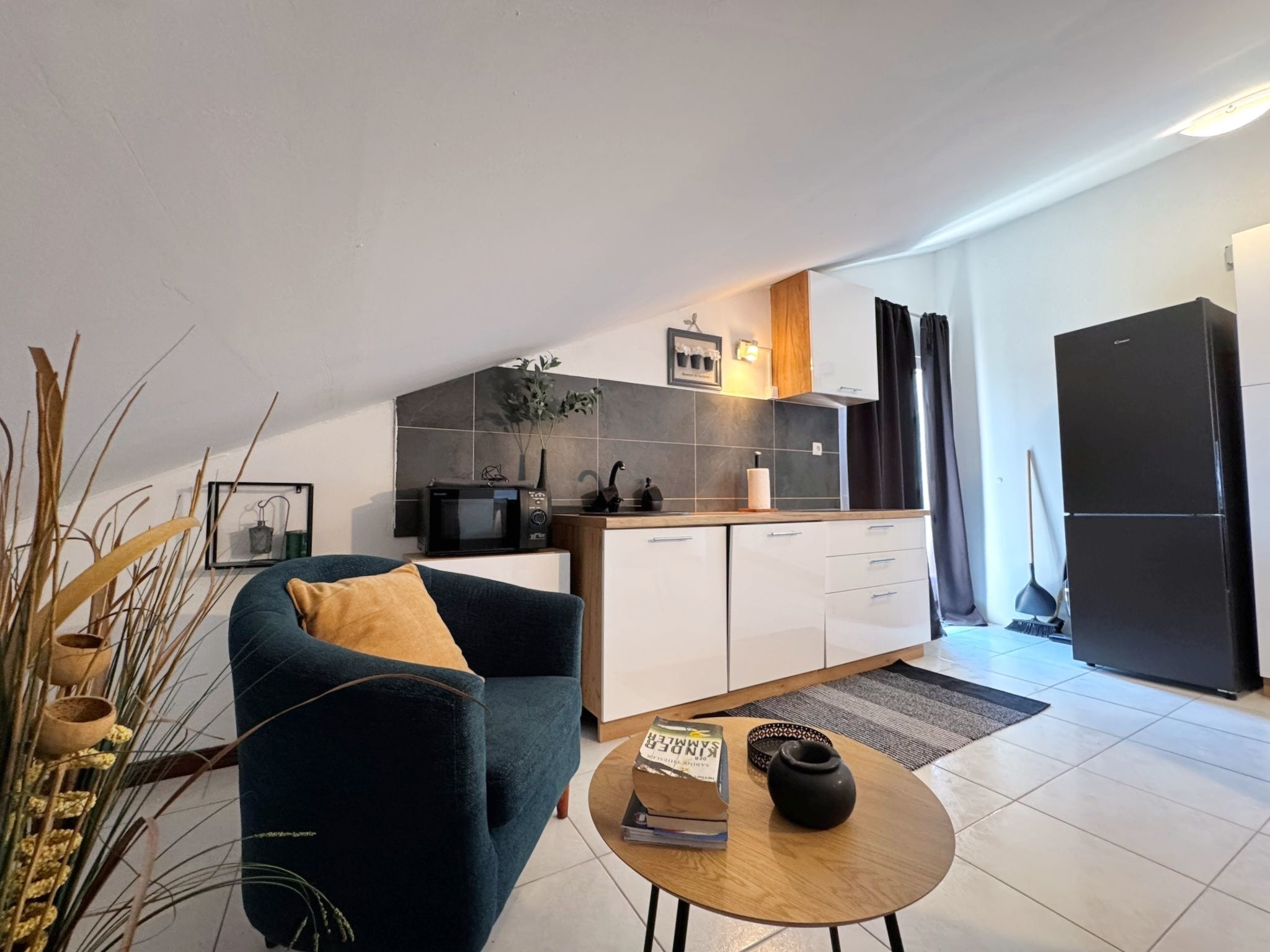 Apartment Lure-Binnen