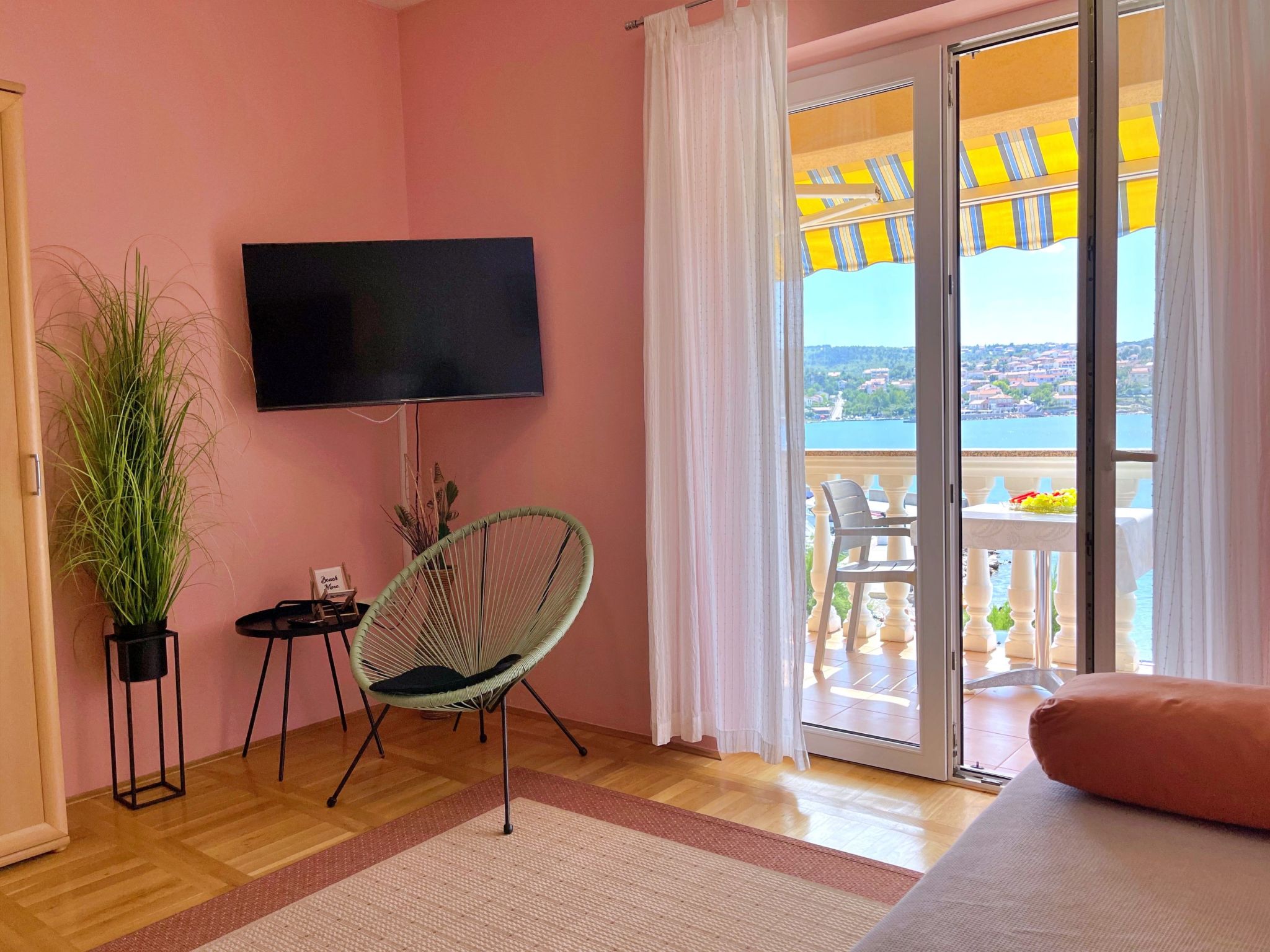 Vila Tiha Lili-Image-tags.info