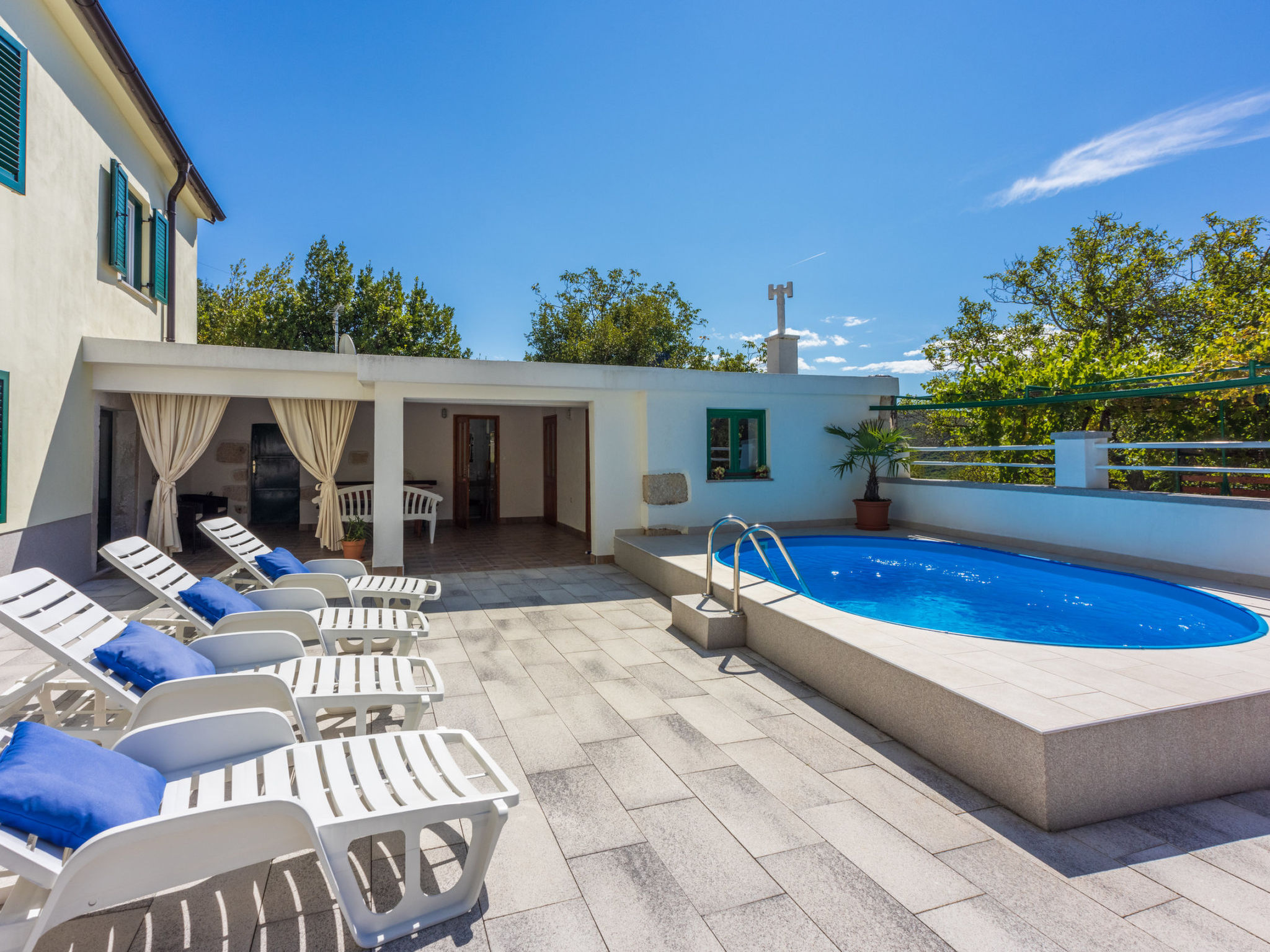 Ferienhaus in Drivenik (Kroatien) und 1 Hund erlaubt