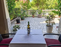 Knus studio-appartement op 200 meter van zee in Crikvenica - thumbnail 3