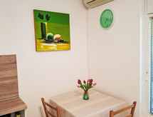 Knus studio-appartement op 200 meter van zee in Crikvenica - thumbnail 5