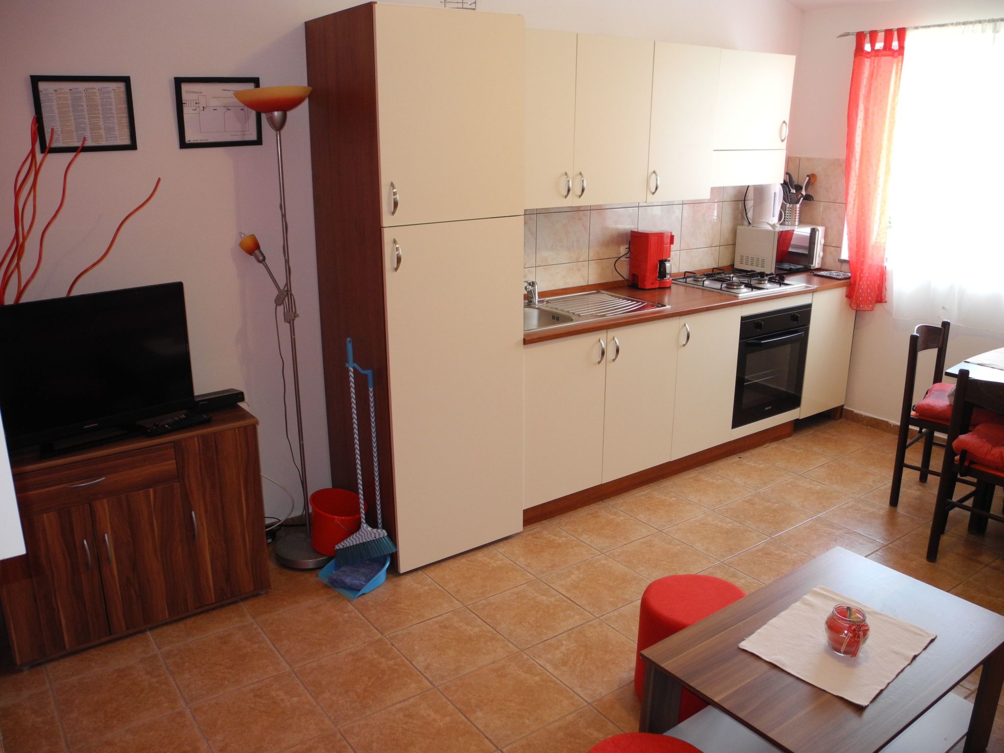 Appartement mit Balkon und Meerblick-Binnen