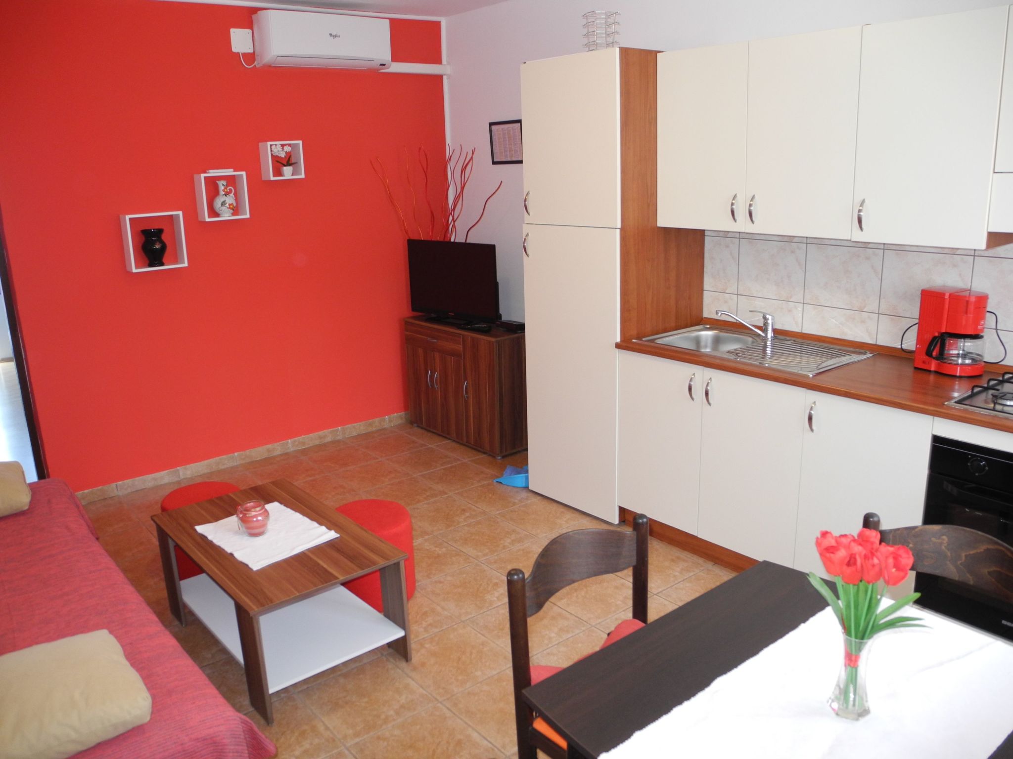 Appartement mit Balkon und Meerblick-Binnen