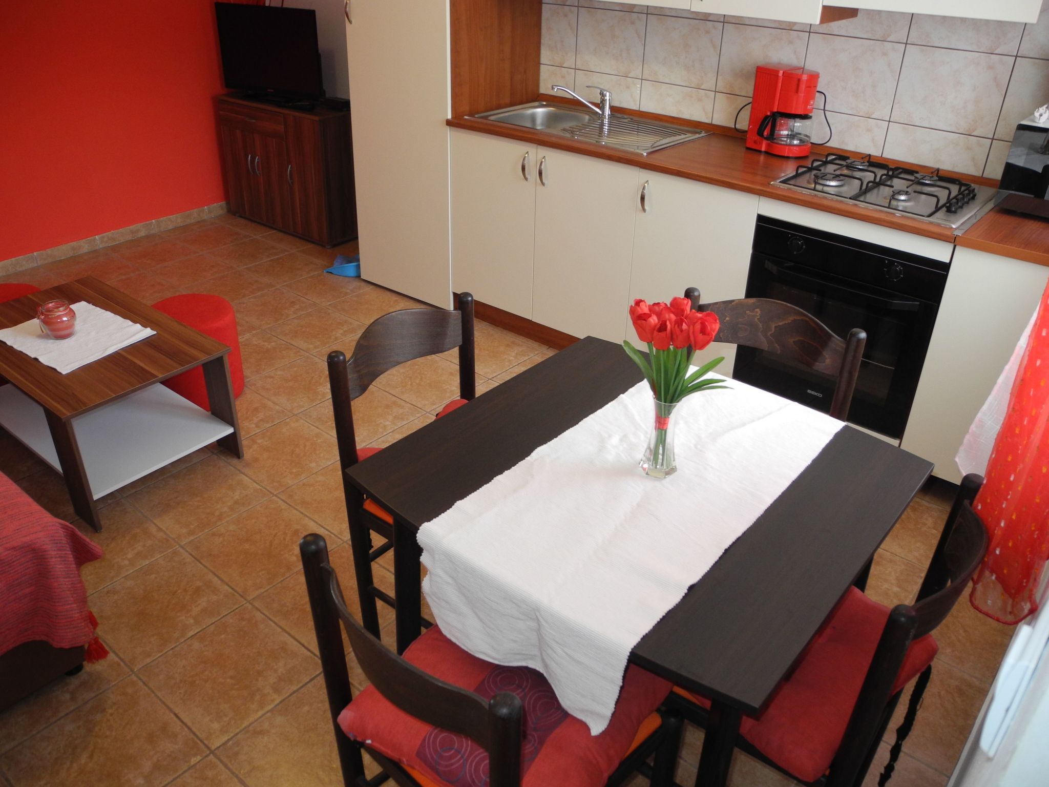 Appartement mit Balkon und Meerblick-Binnen