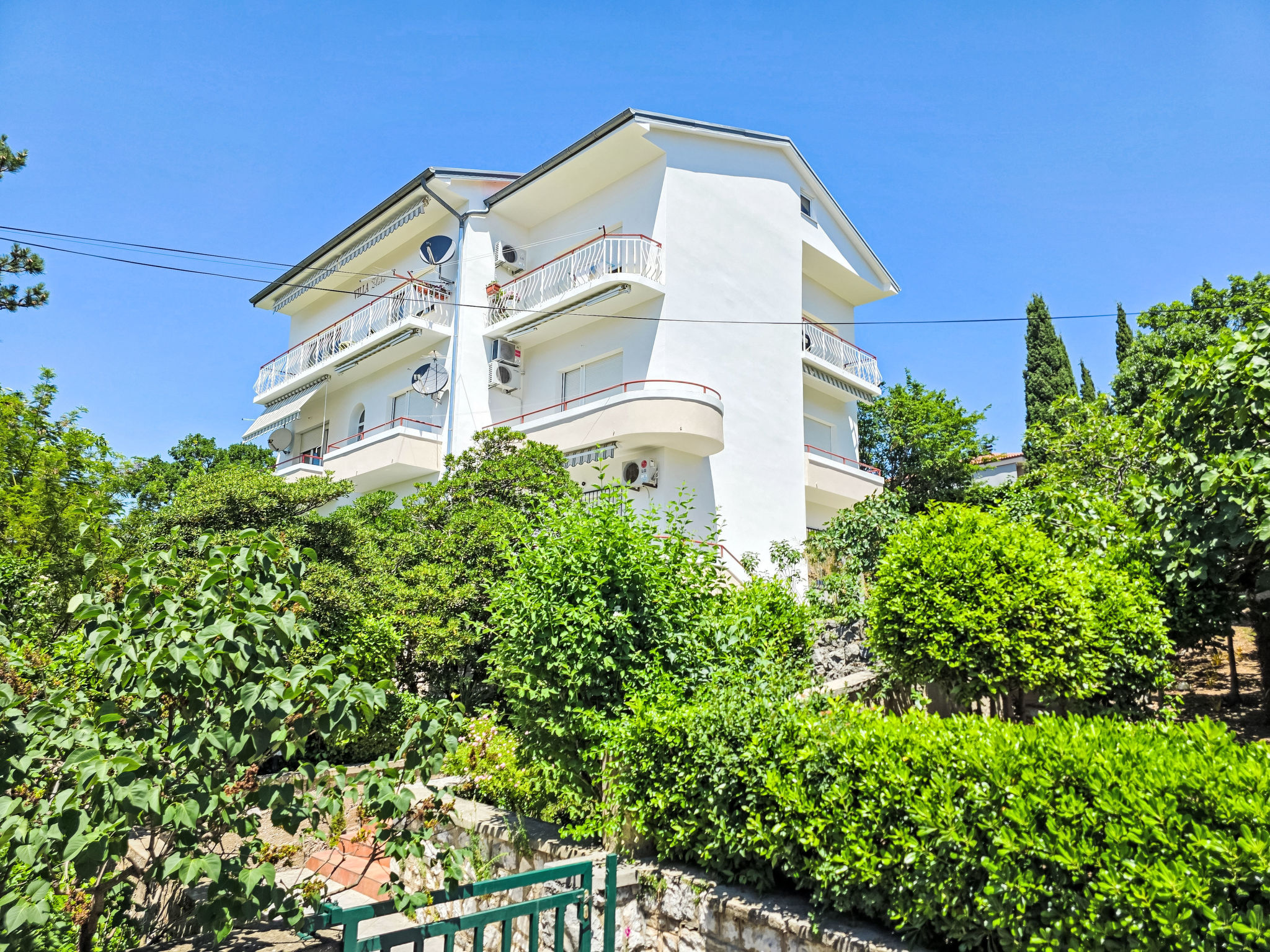 Appartement aan zee in Crikvenica – 100 meter tot het strand - foto 5