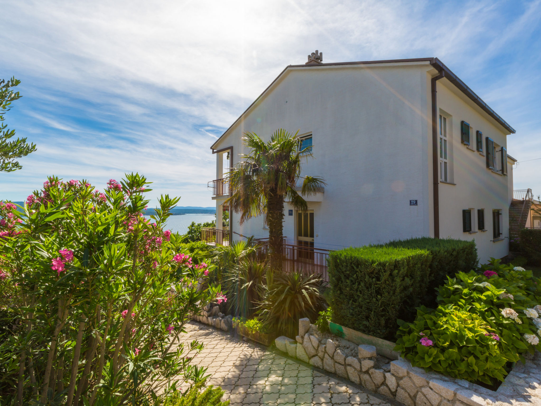 Photo of NELLA 2 / HR-01829-02