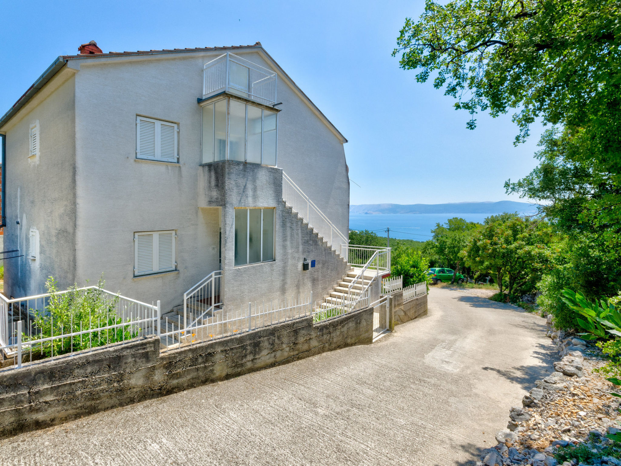 Photo of BRISKI / HR-09789-01