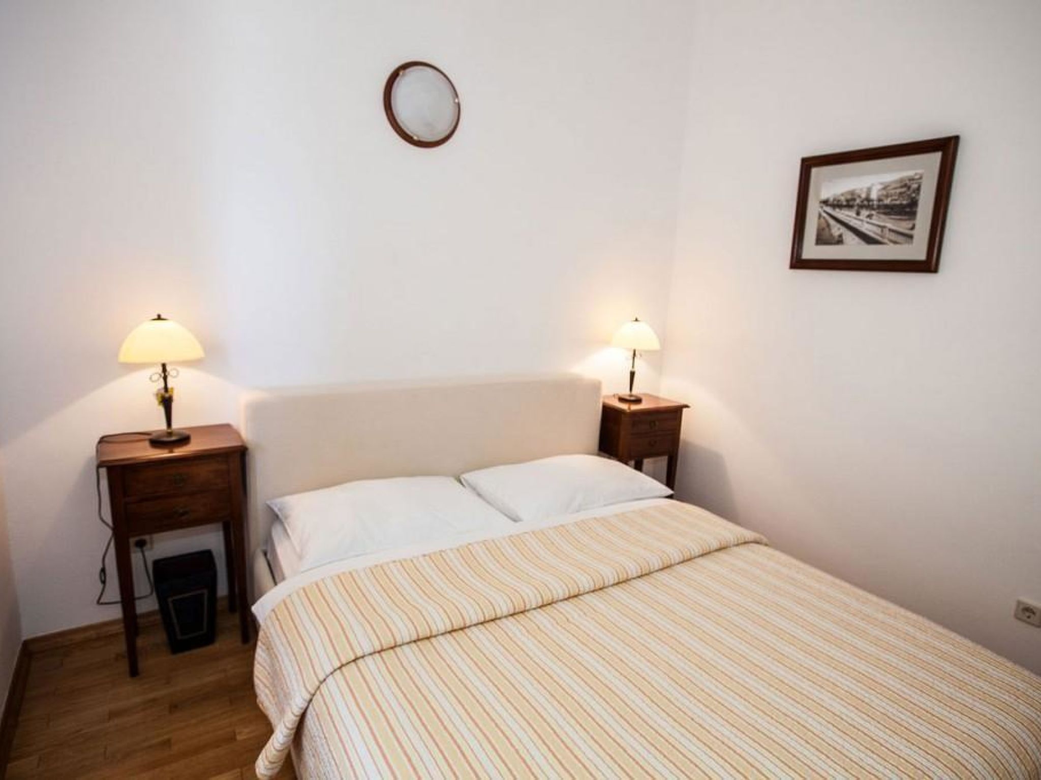 Photo of ACASTELLO 3 / HR-04333-03