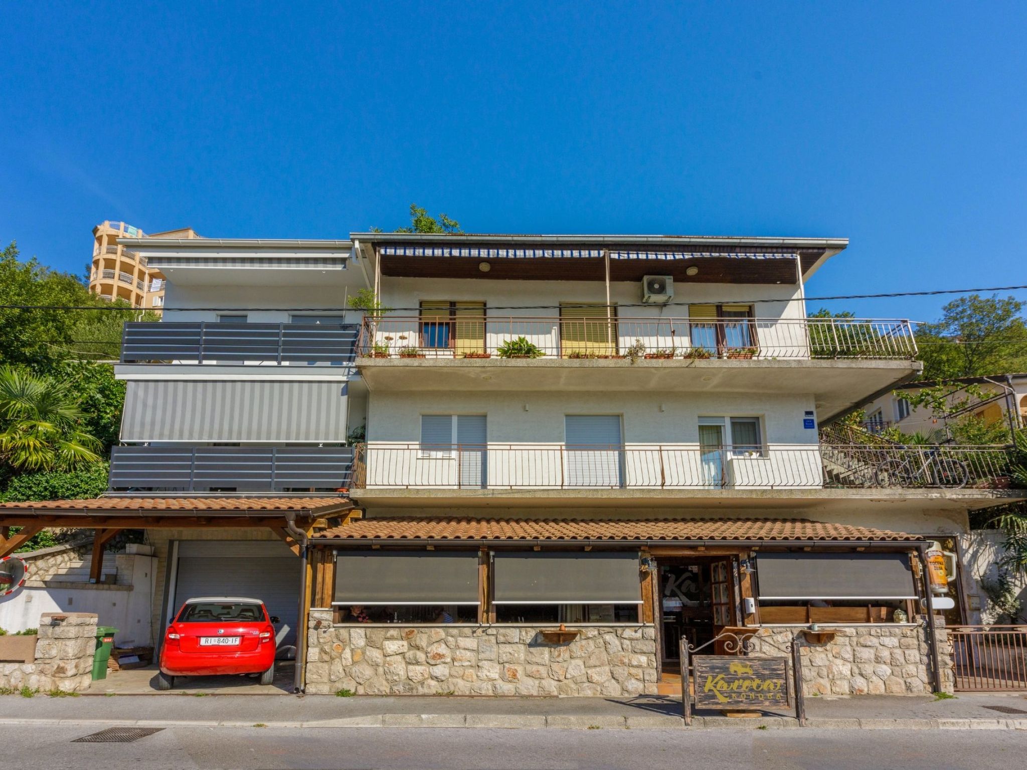 Photo of Nena / HR-10493-01