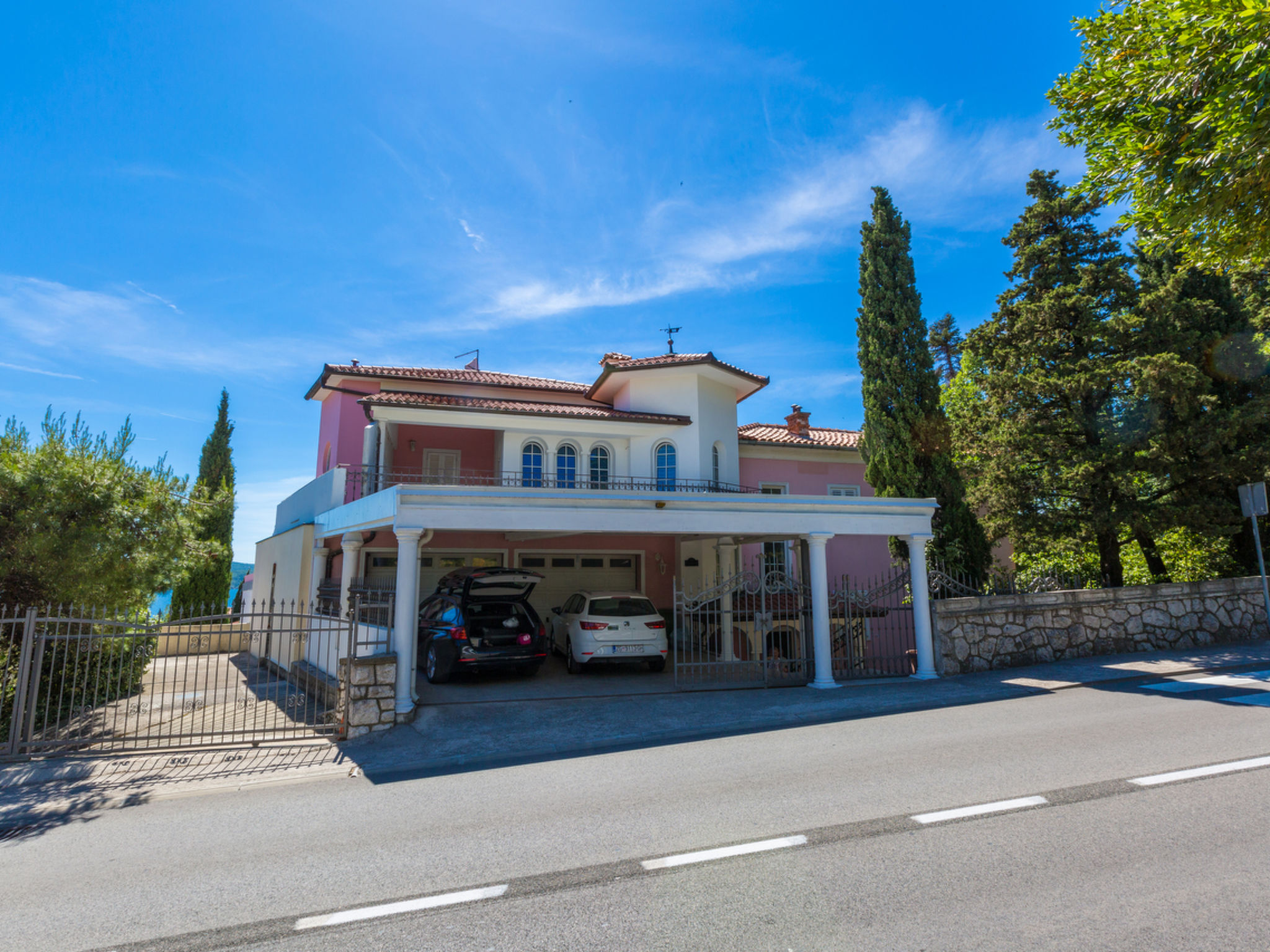 Photo of JURINCIC 4 / HR-07958-01