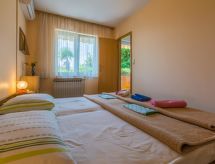 Knusse studio met zeezicht en tuin op 300m van het strand in Crikvenica - thumbnail 6