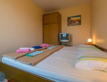 Knusse studio met zeezicht en tuin op 300m van het strand in Crikvenica - thumbnail 5