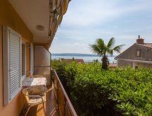 Knusse studio met zeezicht en tuin op 300m van het strand in Crikvenica - thumbnail 2