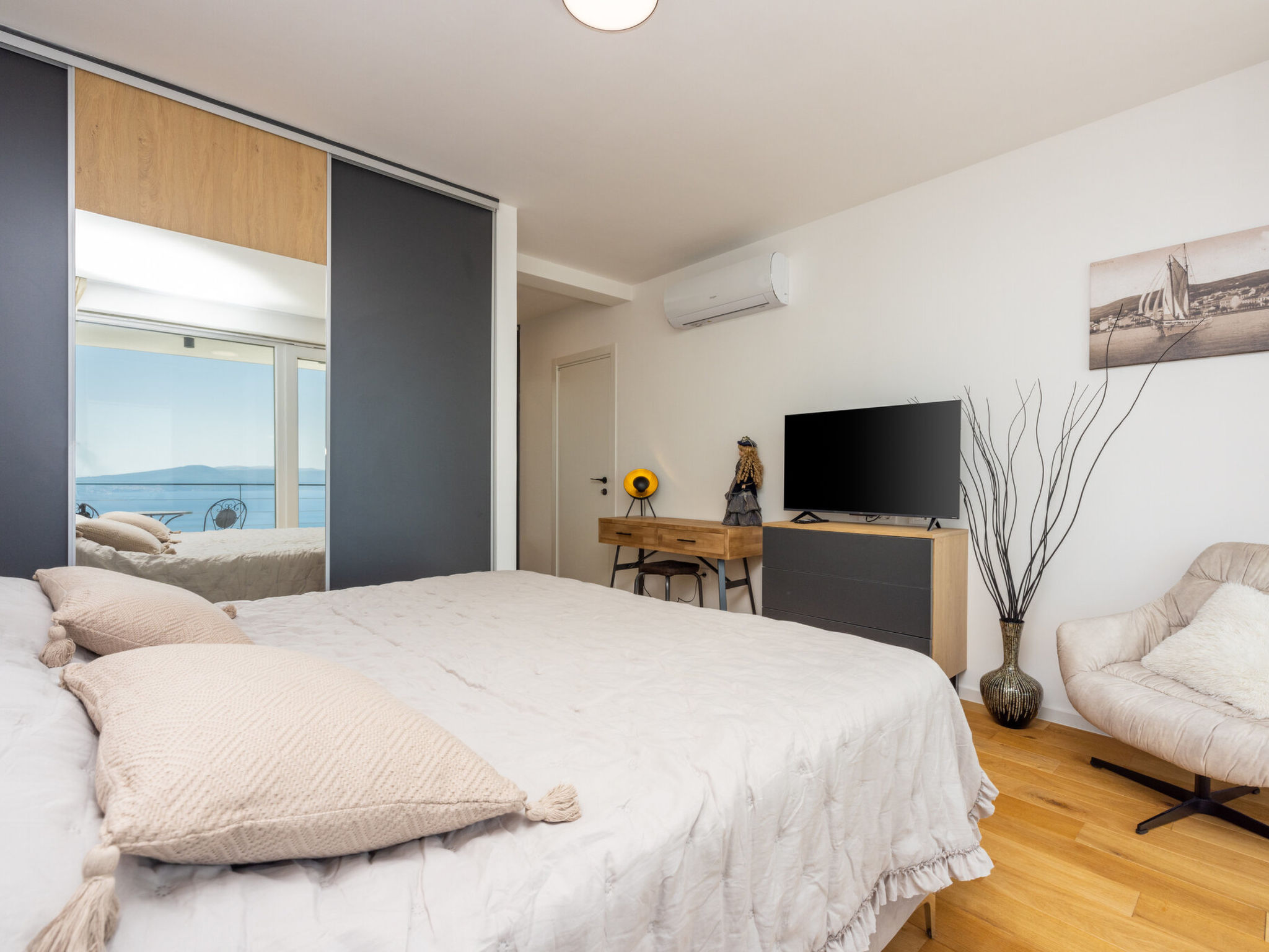 Villa Murn / HR-11124-01 - Inside