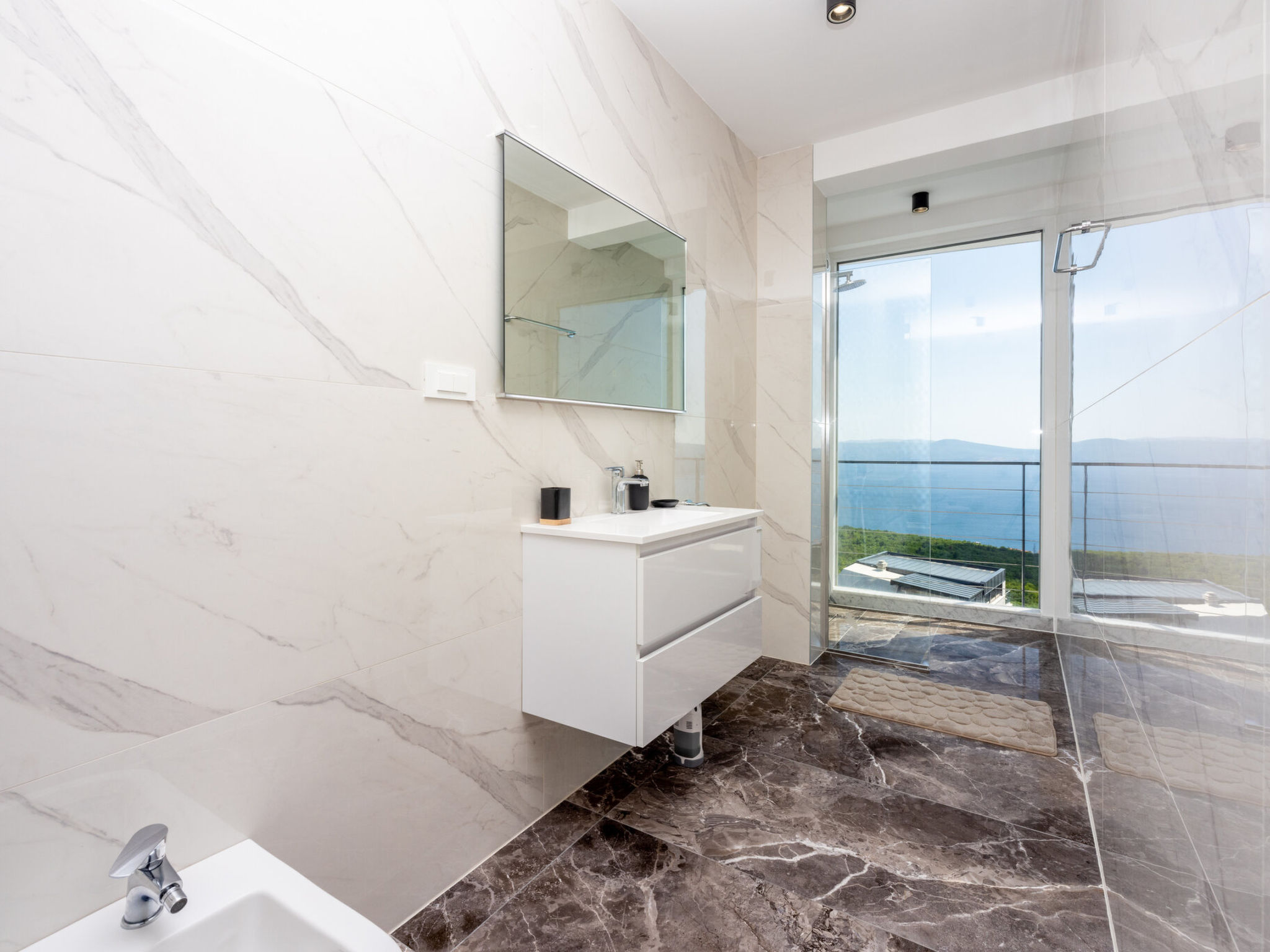 Villa Murn / HR-11124-01 - Inside