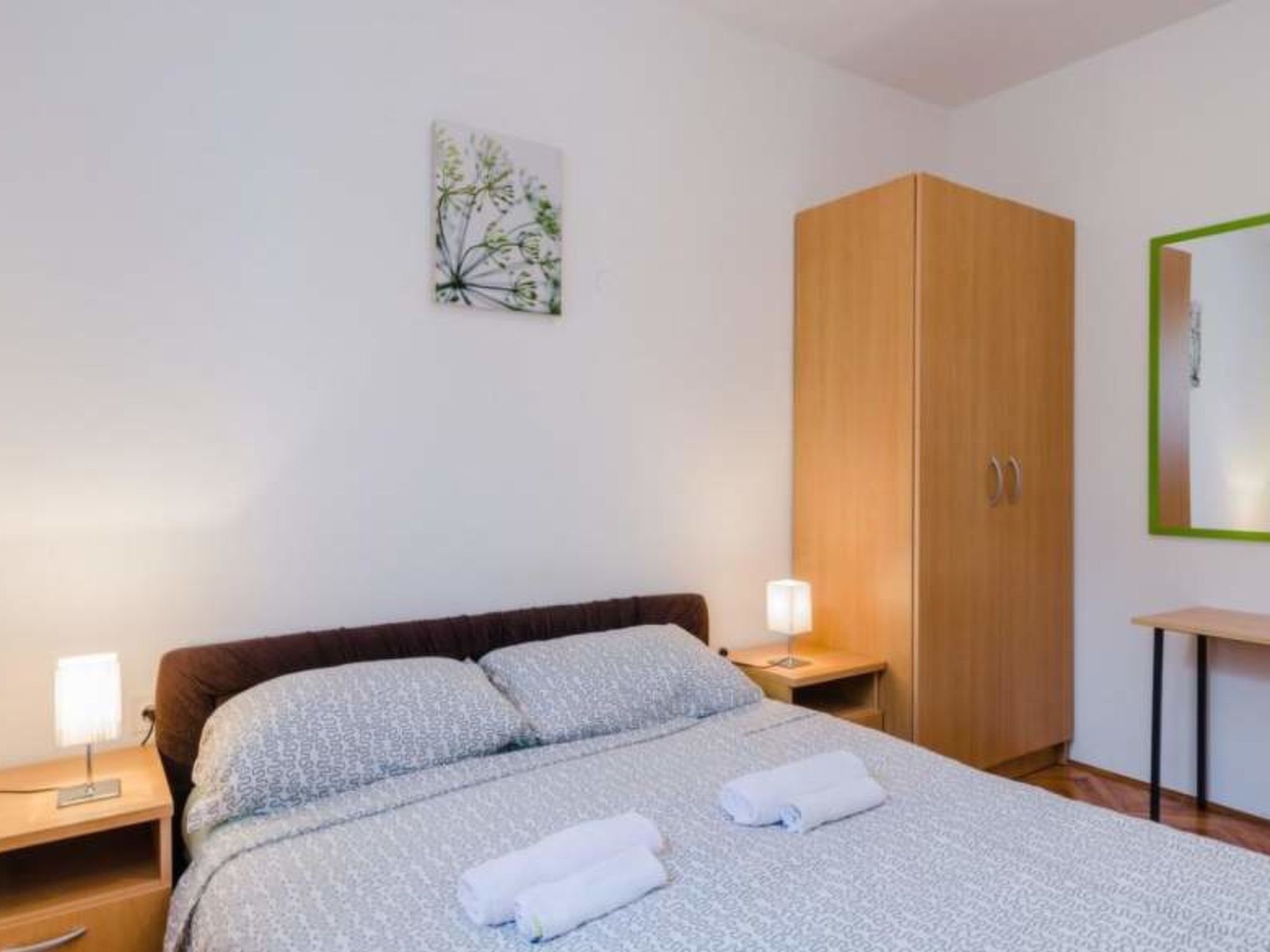 Photo of RAJNOVIC / HR-07018-01